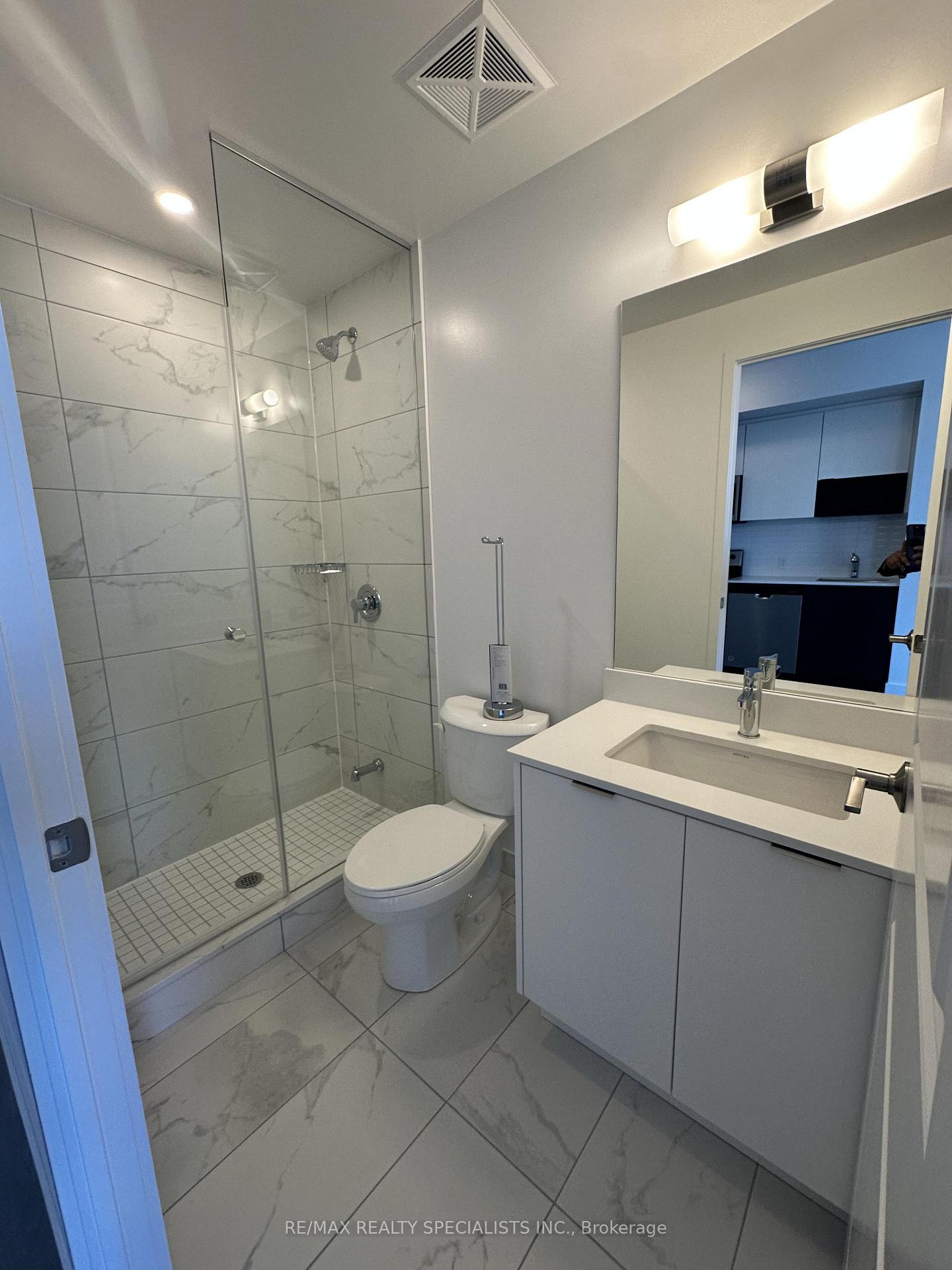 Photo 24 of Unit 1504, 204 Burnhamthorpe Road E, Mississauga, City Centre — HOMEH