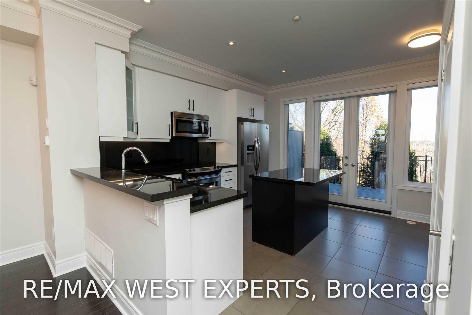 Photo 5 of 51 Powseland Crescent, Vaughan, West Woodbridge — HOMEH