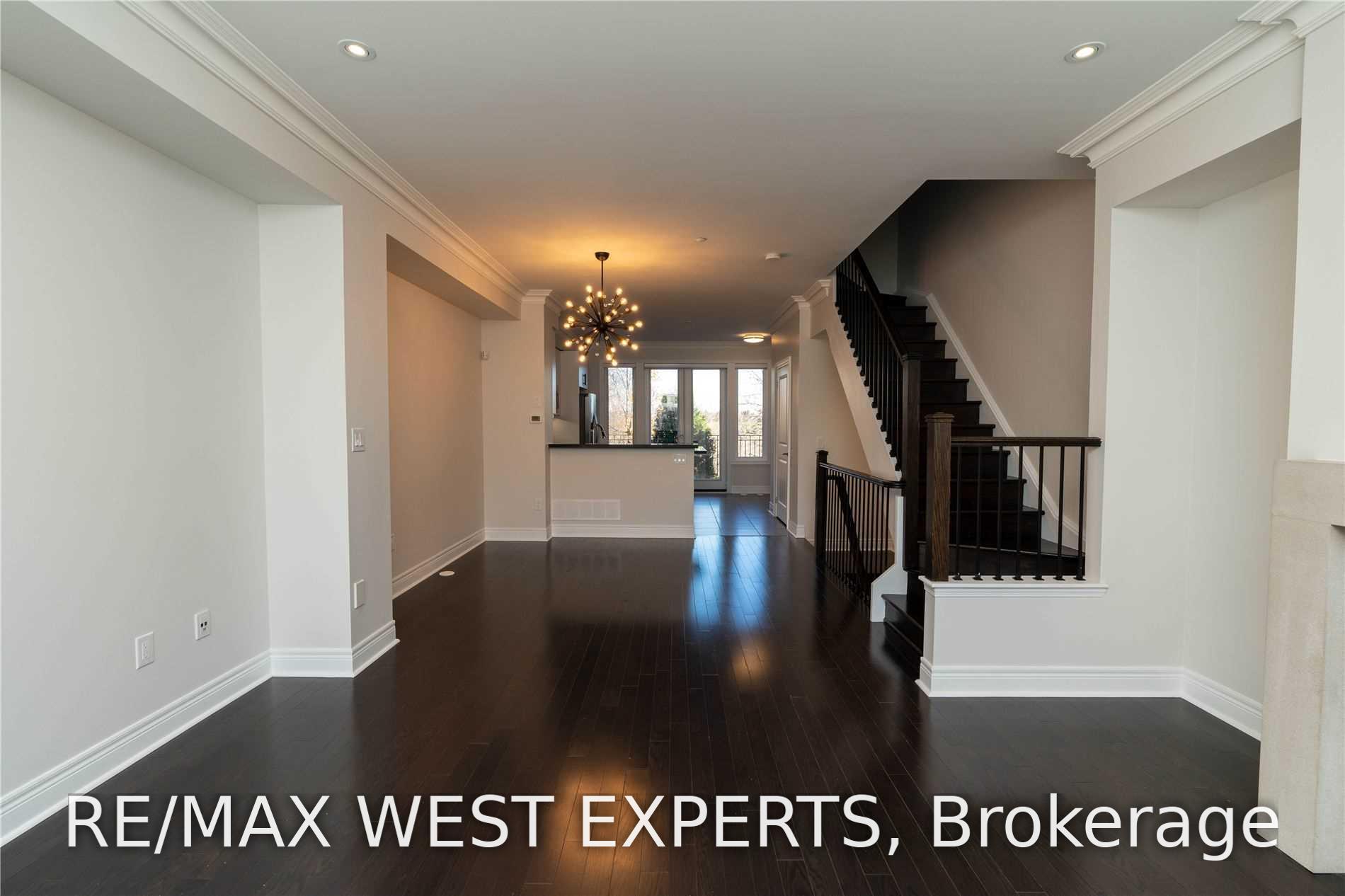 Photo 12 of 51 Powseland Crescent, Vaughan, West Woodbridge — HOMEH