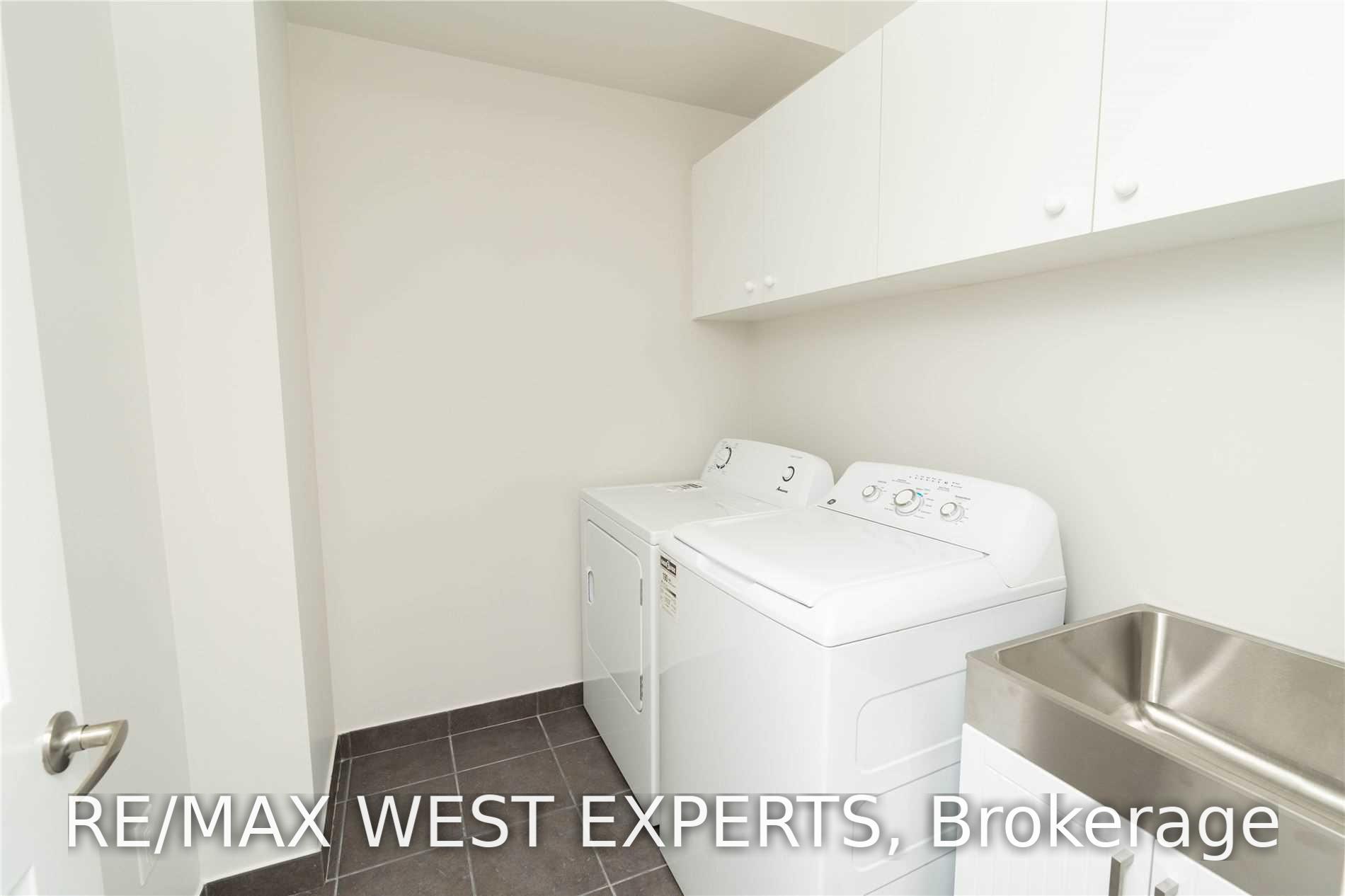 Photo 15 of 51 Powseland Crescent, Vaughan, West Woodbridge — HOMEH
