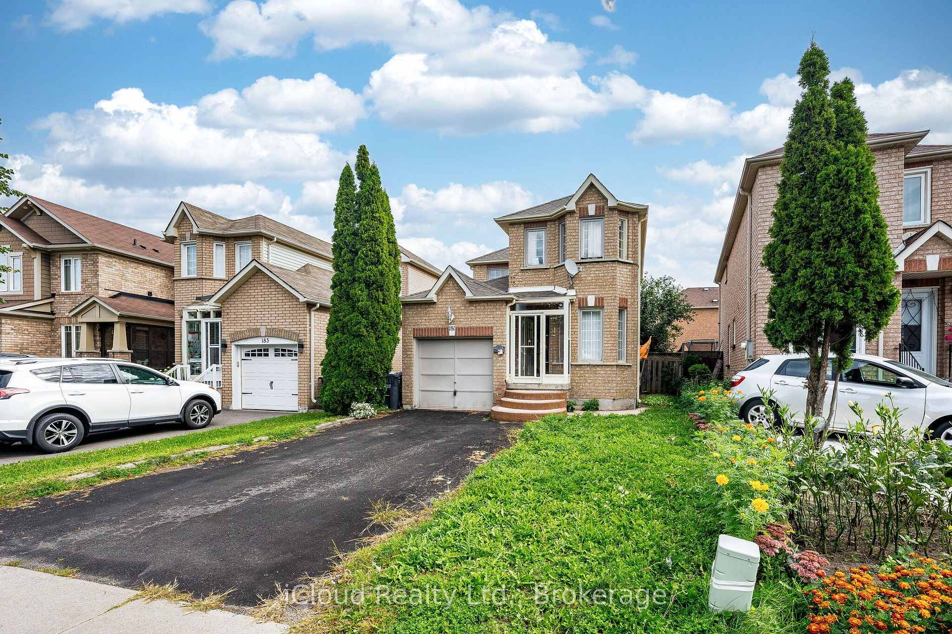 Photo 4 of 181 Lockwood Road, Brampton, Fletcher's West — HOMEH