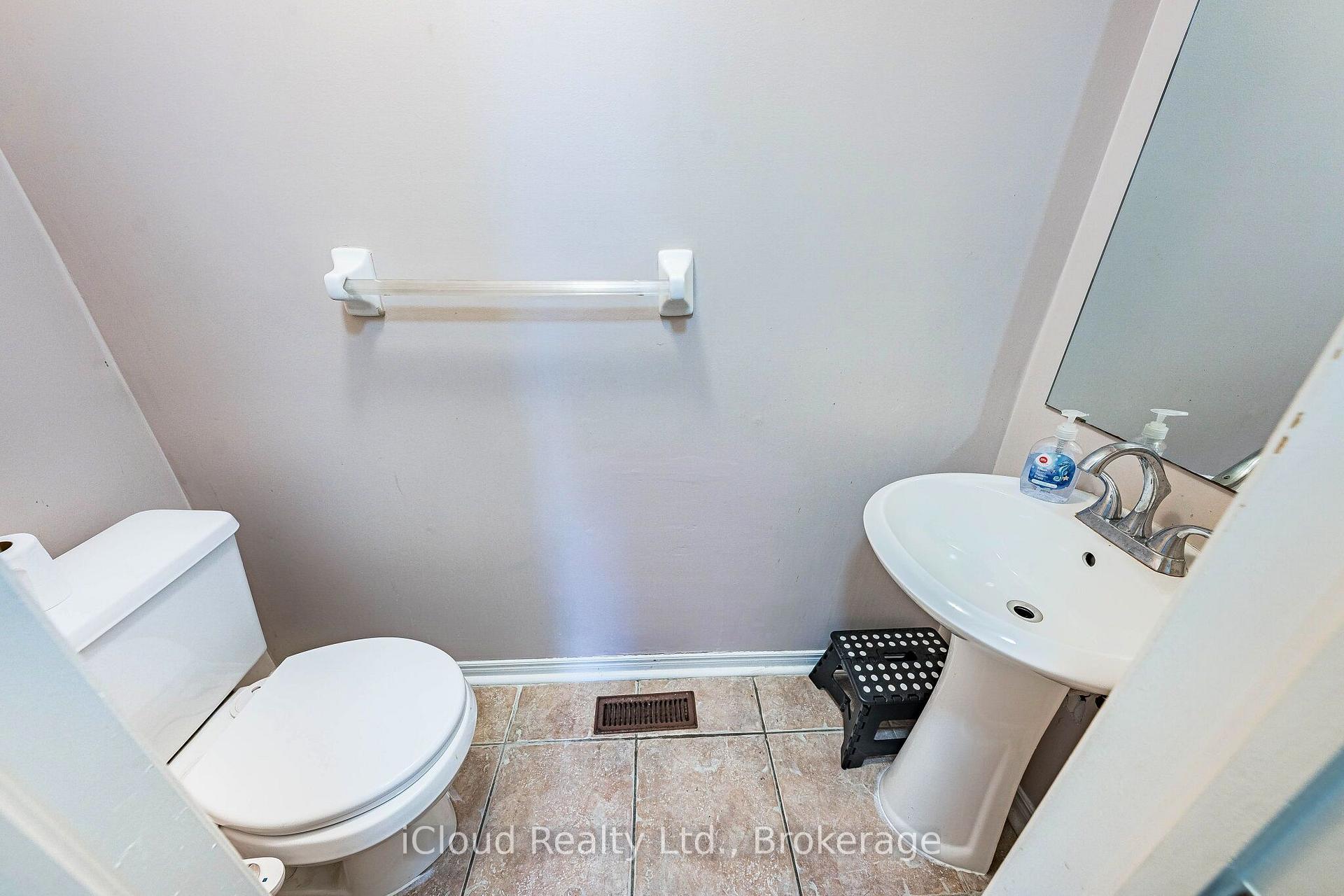 Photo 28 of 181 Lockwood Road, Brampton, Fletcher's West — HOMEH