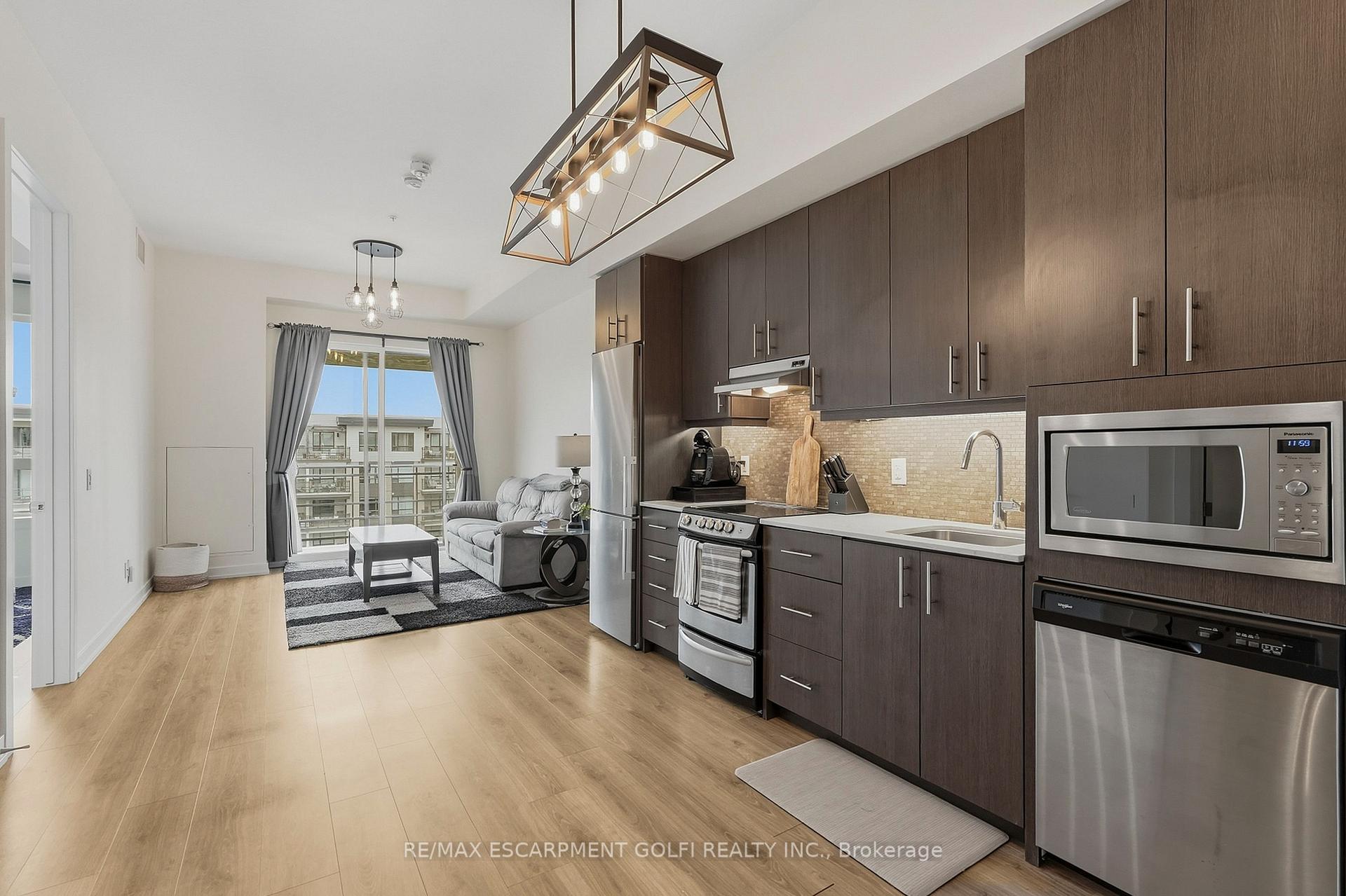 Photo 9 of Unit 616, 10 Esplanade Lane, Grimsby, Grimsby Beach — HOMEH