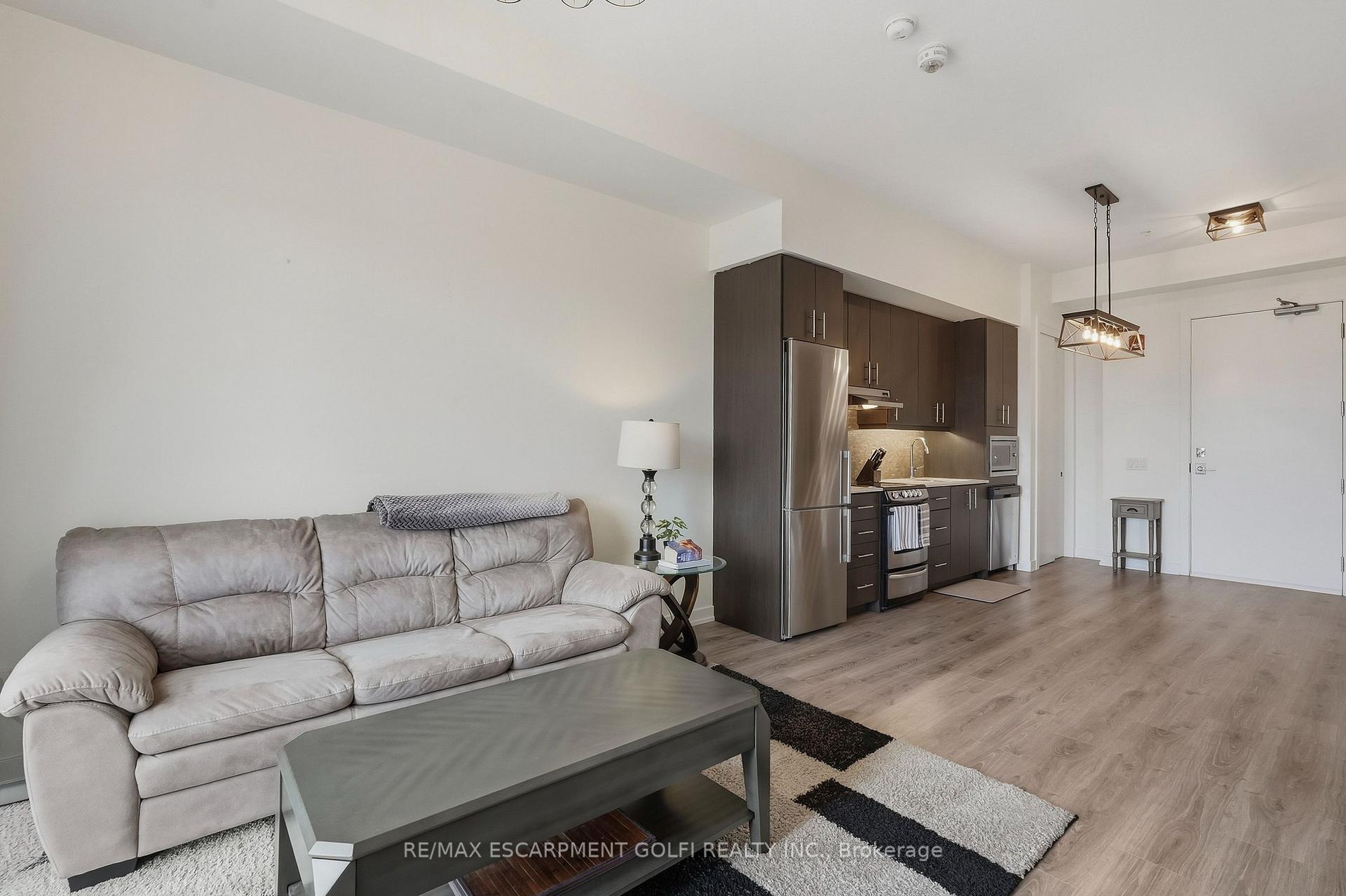 Photo 12 of Unit 616, 10 Esplanade Lane, Grimsby, Grimsby Beach — HOMEH
