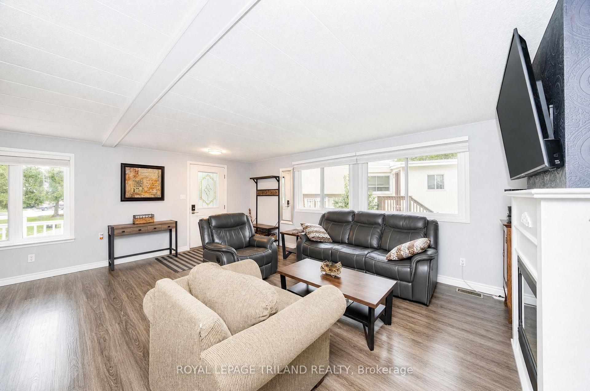 Photo 11 of 131 Sunningdale Place, South Huron, Stephen — HOMEH