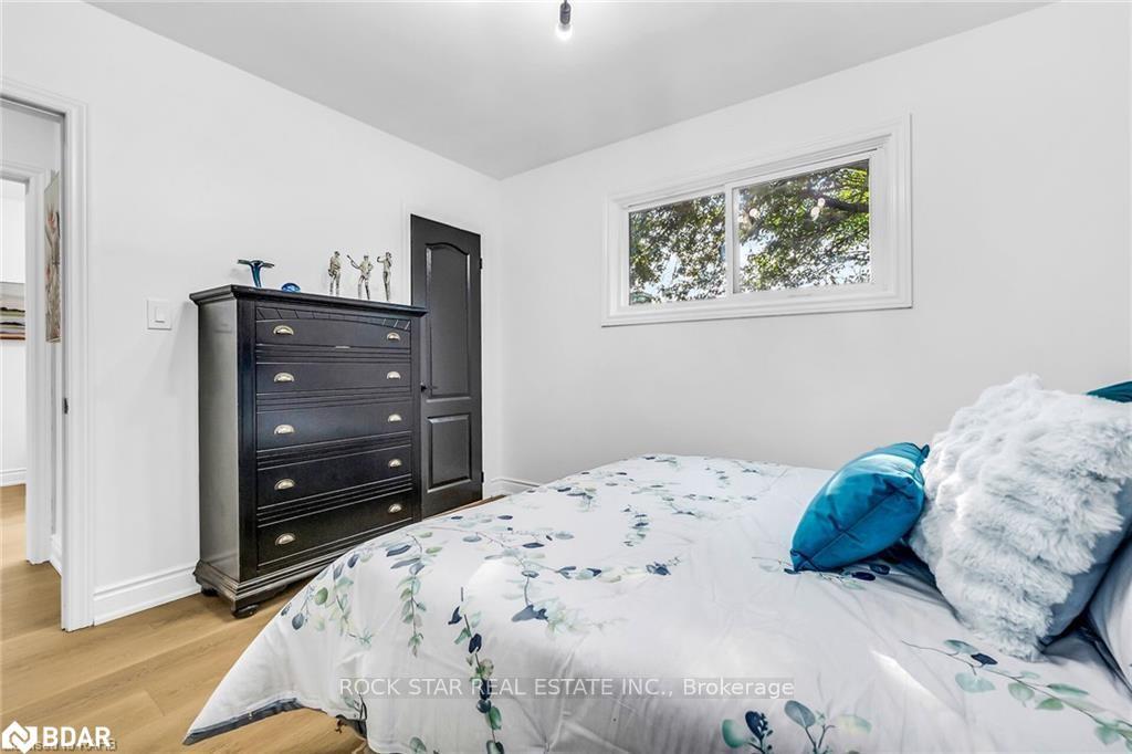 Photo 19 of Unit Upper, 170 Terrace Drive, Hamilton, Balfour — HOMEH