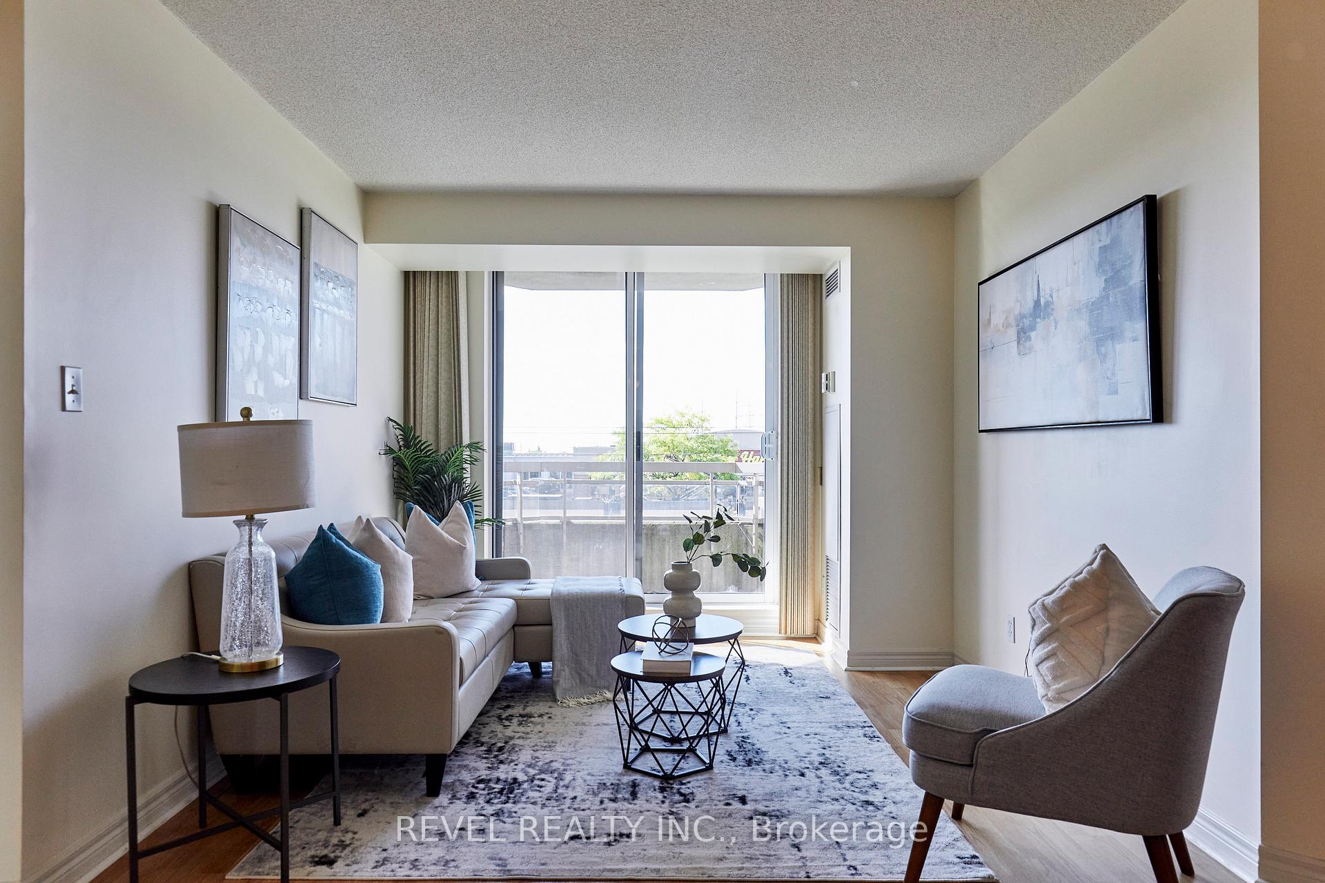 Photo 5 of Unit 210, 1700 Eglinton Avenue E, North York, Victoria Village — HOMEH