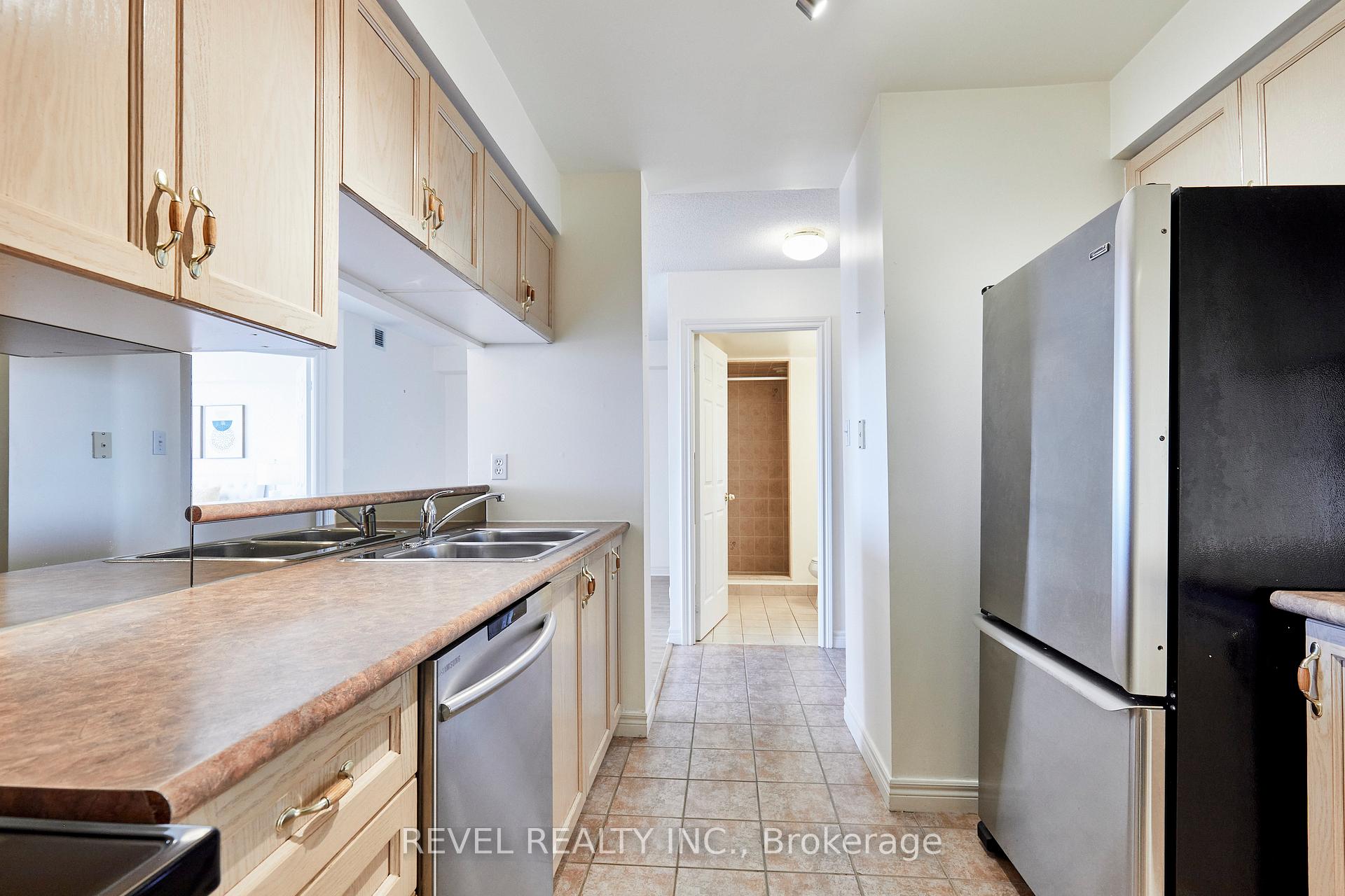 Photo 22 of Unit 210, 1700 Eglinton Avenue E, North York, Victoria Village — HOMEH