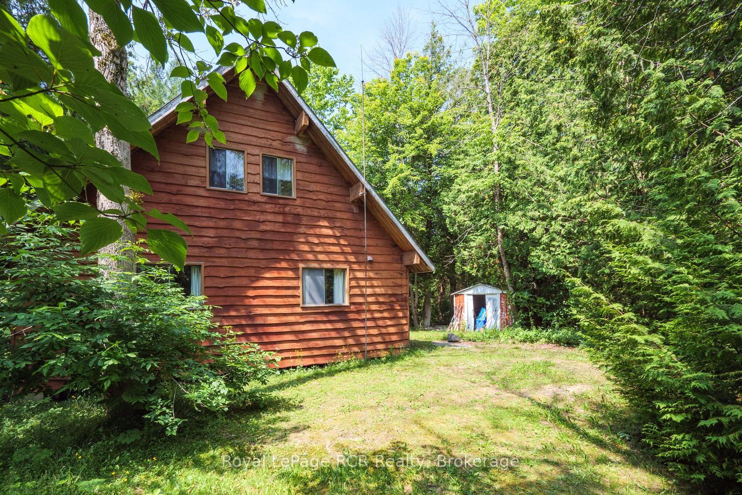 Photo 3 of 16 Youngs Drive, South Bruce Peninsula — HOMEH