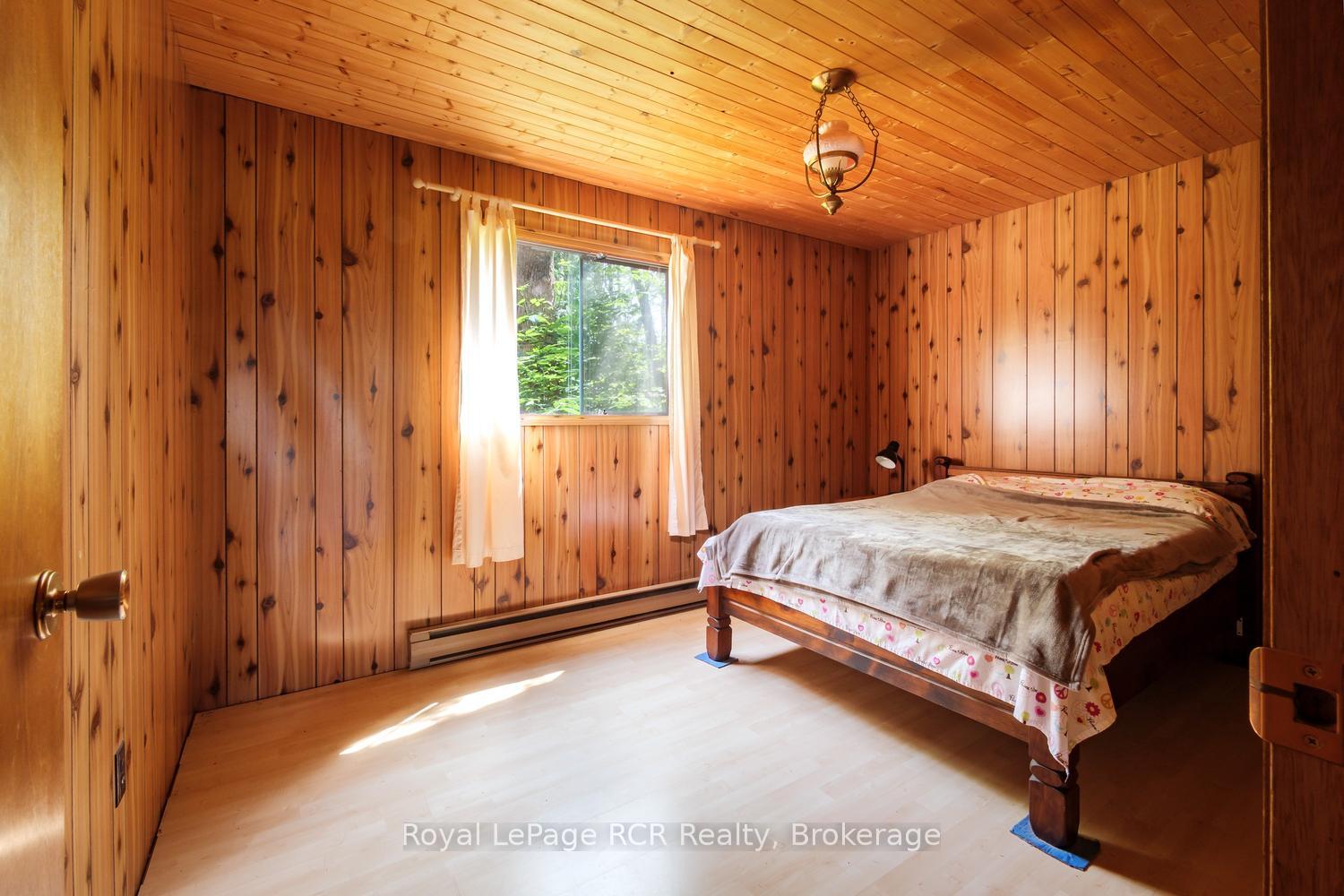 Photo 17 of 16 Youngs Drive, South Bruce Peninsula — HOMEH