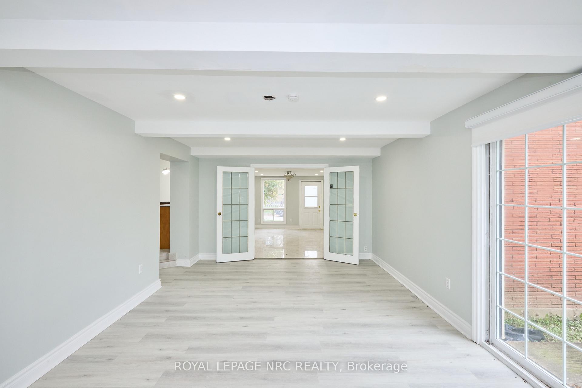 Photo 23 of 6673 Huggins Street, Niagara Falls, Stamford — HOMEH