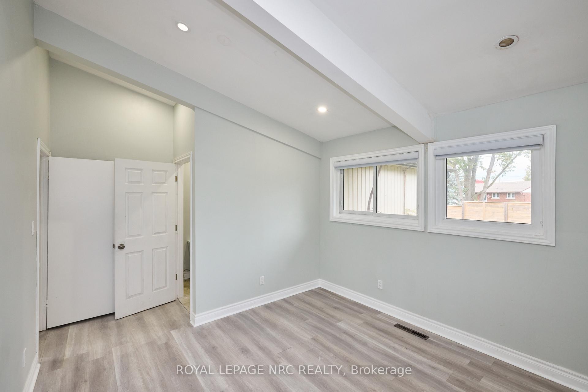 Photo 36 of 6673 Huggins Street, Niagara Falls, Stamford — HOMEH
