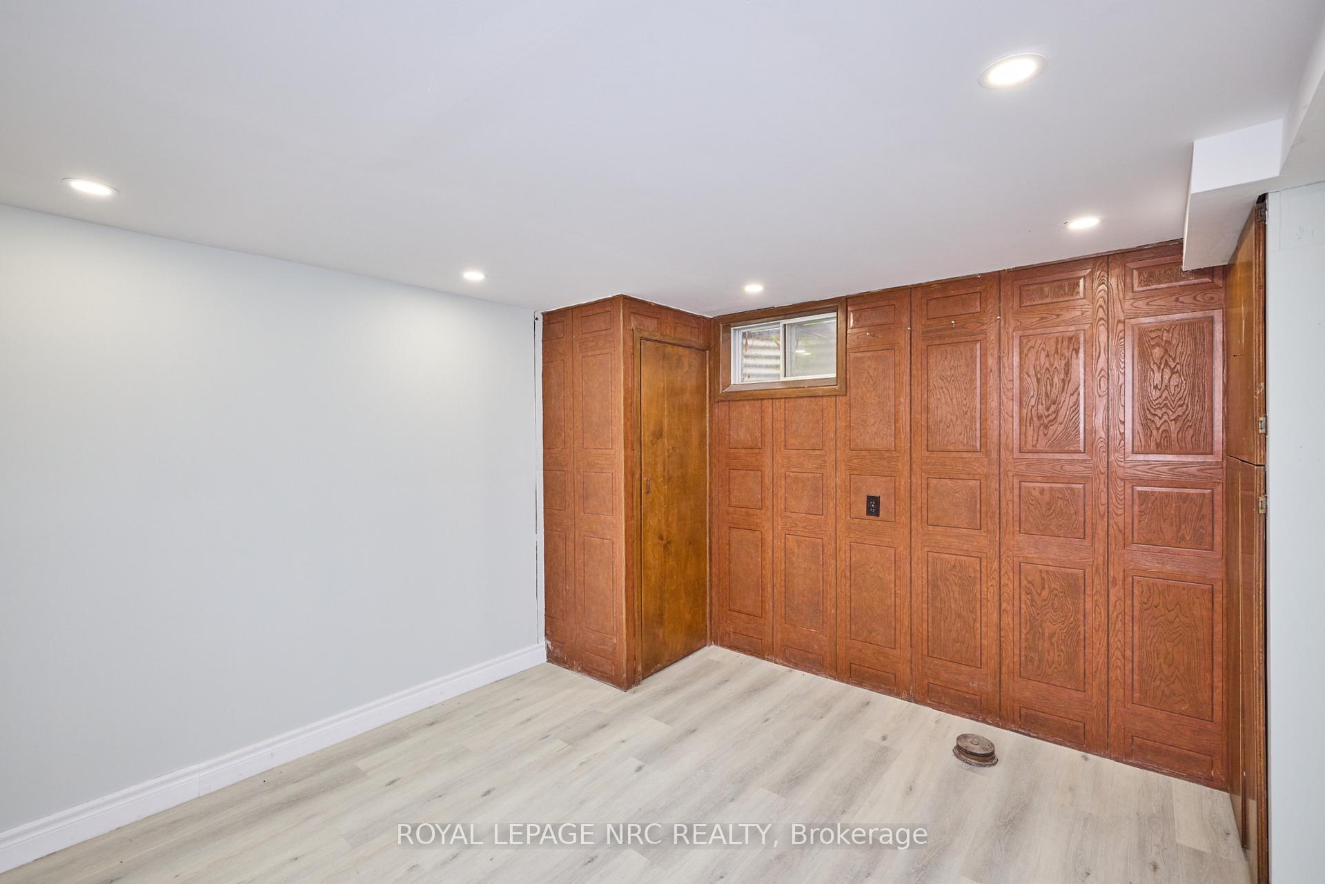 Photo 41 of 6673 Huggins Street, Niagara Falls, Stamford — HOMEH