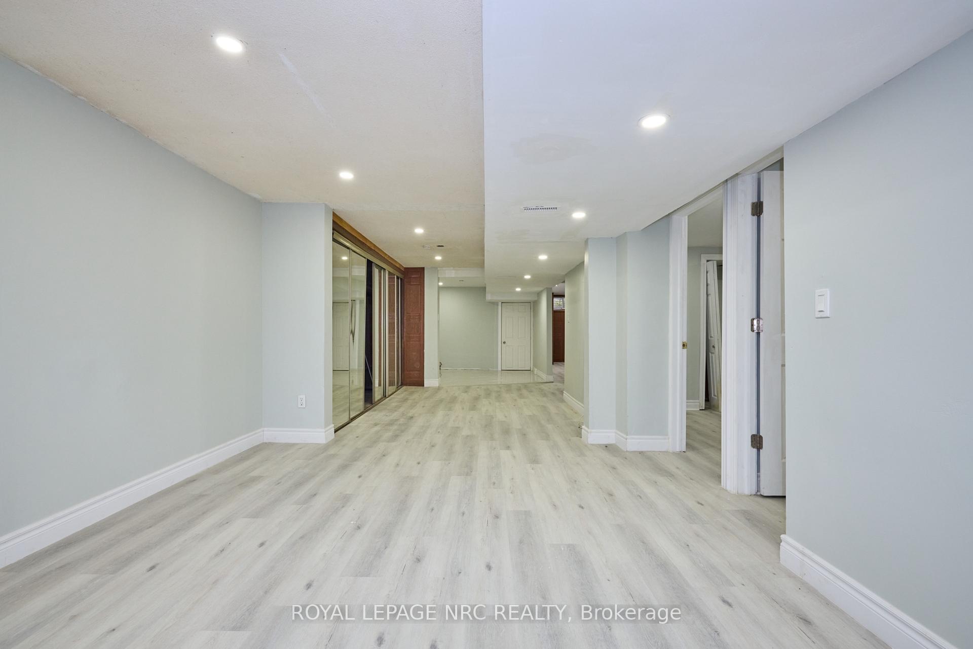 Photo 49 of 6673 Huggins Street, Niagara Falls, Stamford — HOMEH