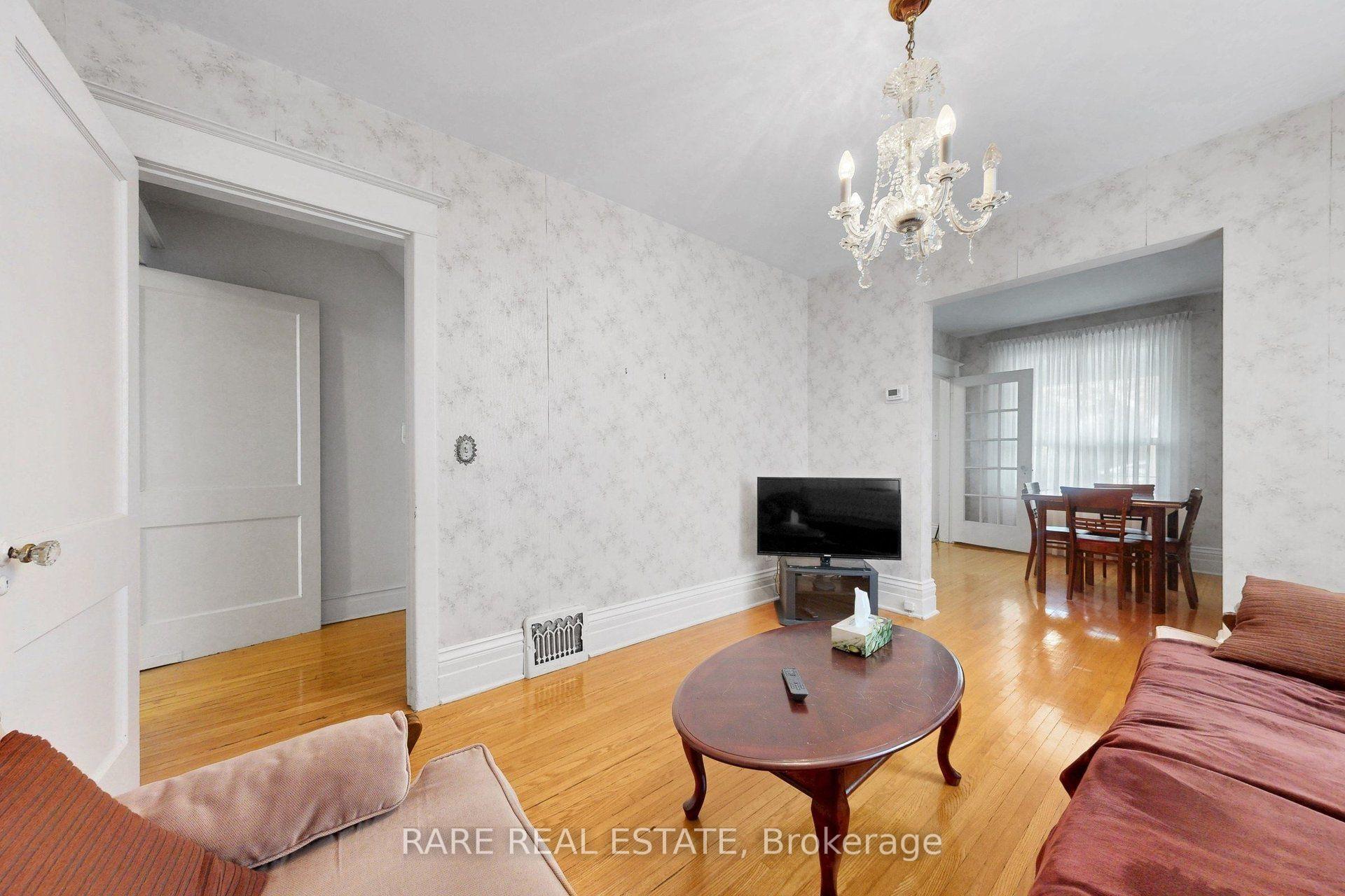 Photo 13 of 180 Atlas Avenue, Toronto, Oakwood Village — HOMEH