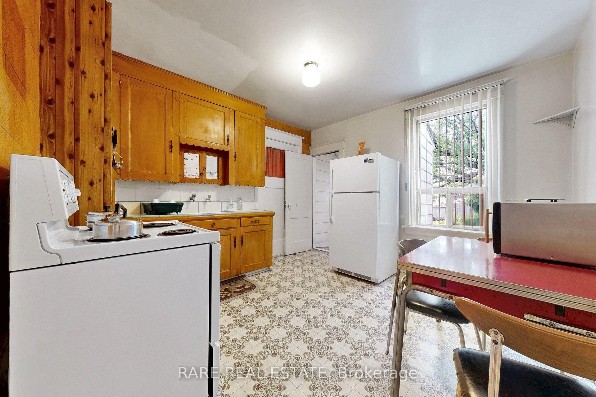 Photo 15 of 180 Atlas Avenue, Toronto, Oakwood Village — HOMEH
