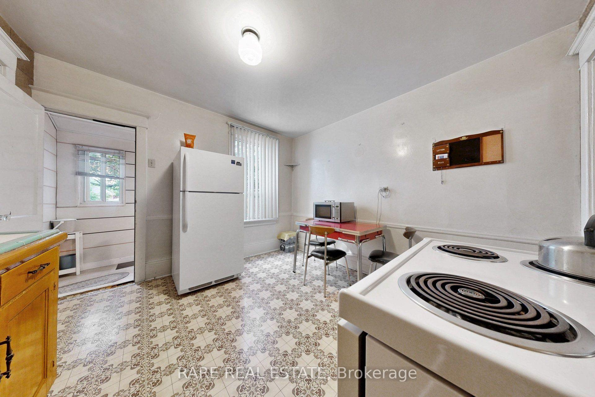 Photo 18 of 180 Atlas Avenue, Toronto, Oakwood Village — HOMEH