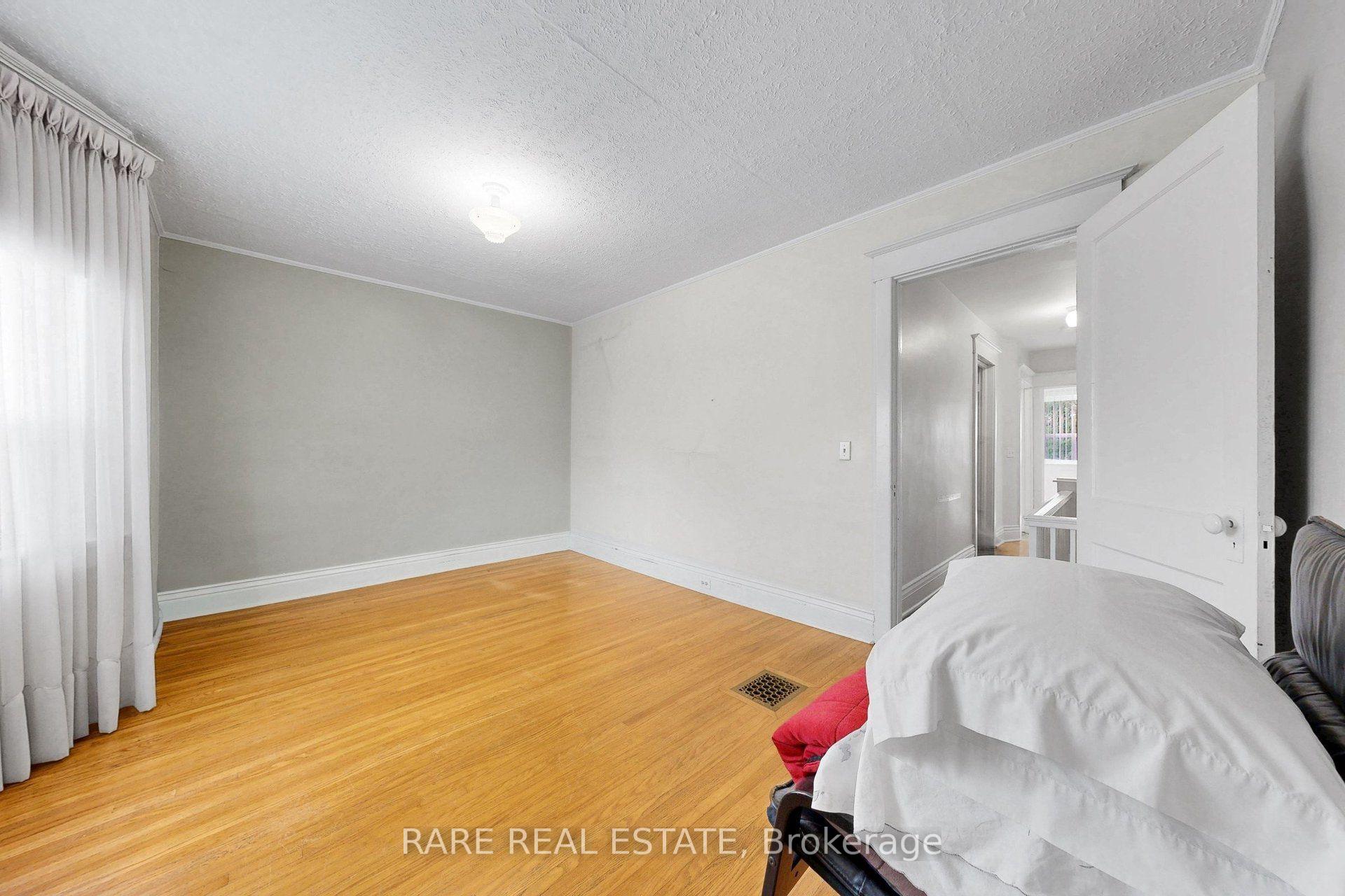 Photo 24 of 180 Atlas Avenue, Toronto, Oakwood Village — HOMEH