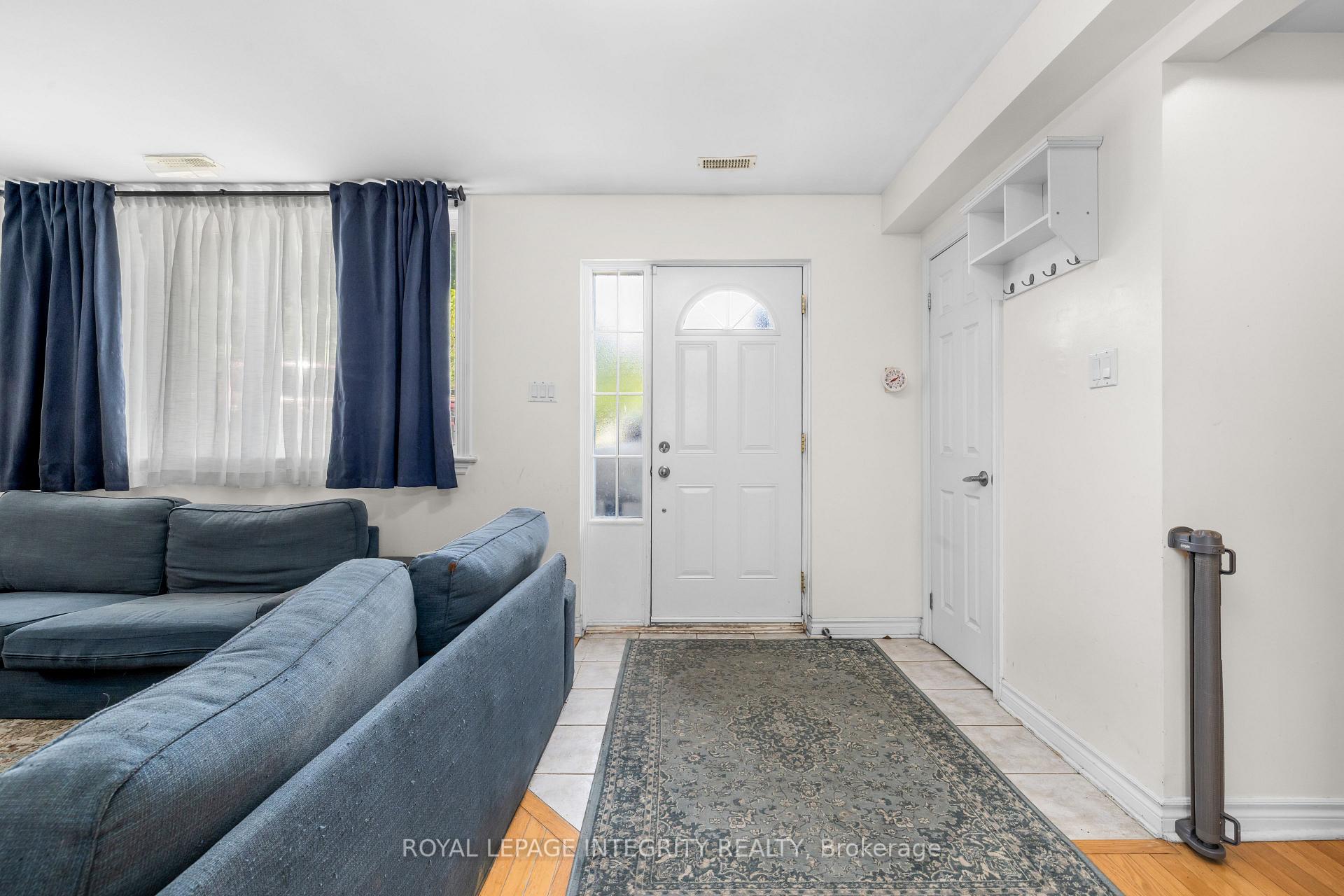 Photo 2 of 237 Cumberland Street, Ottawa, Lower Town/Byward Market — HOMEH