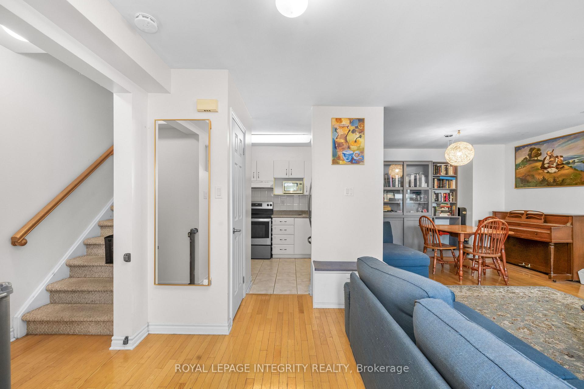 Photo 4 of 237 Cumberland Street, Ottawa, Lower Town/Byward Market — HOMEH