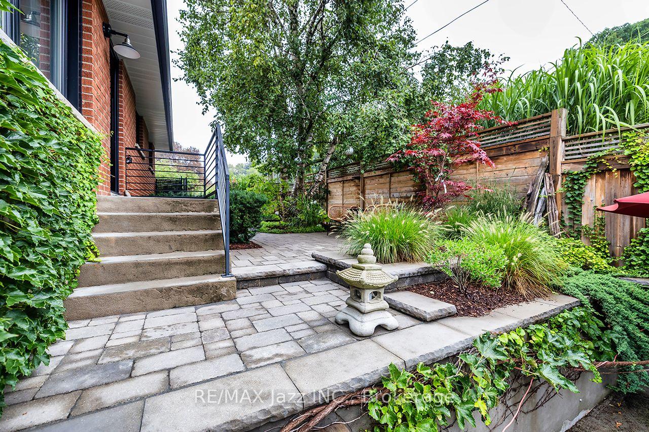 Photo 8 of 1085 Willowdale Avenue, Oshawa, Donevan — HOMEH