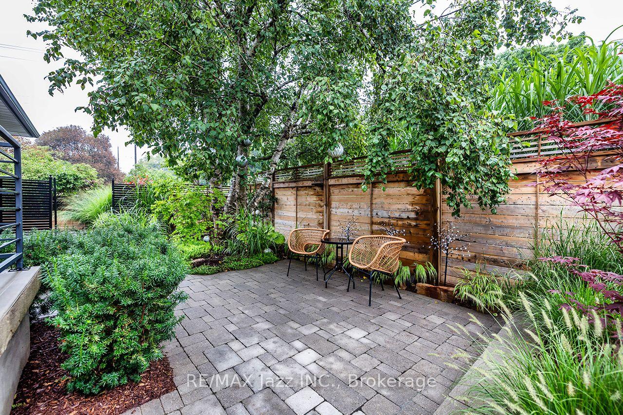 Photo 10 of 1085 Willowdale Avenue, Oshawa, Donevan — HOMEH