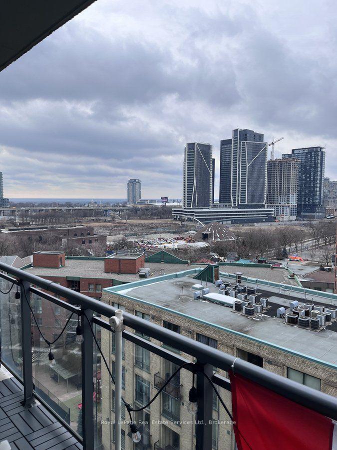 Photo 18 of Unit 1006, 775 King Street W, Toronto, Niagara — HOMEH