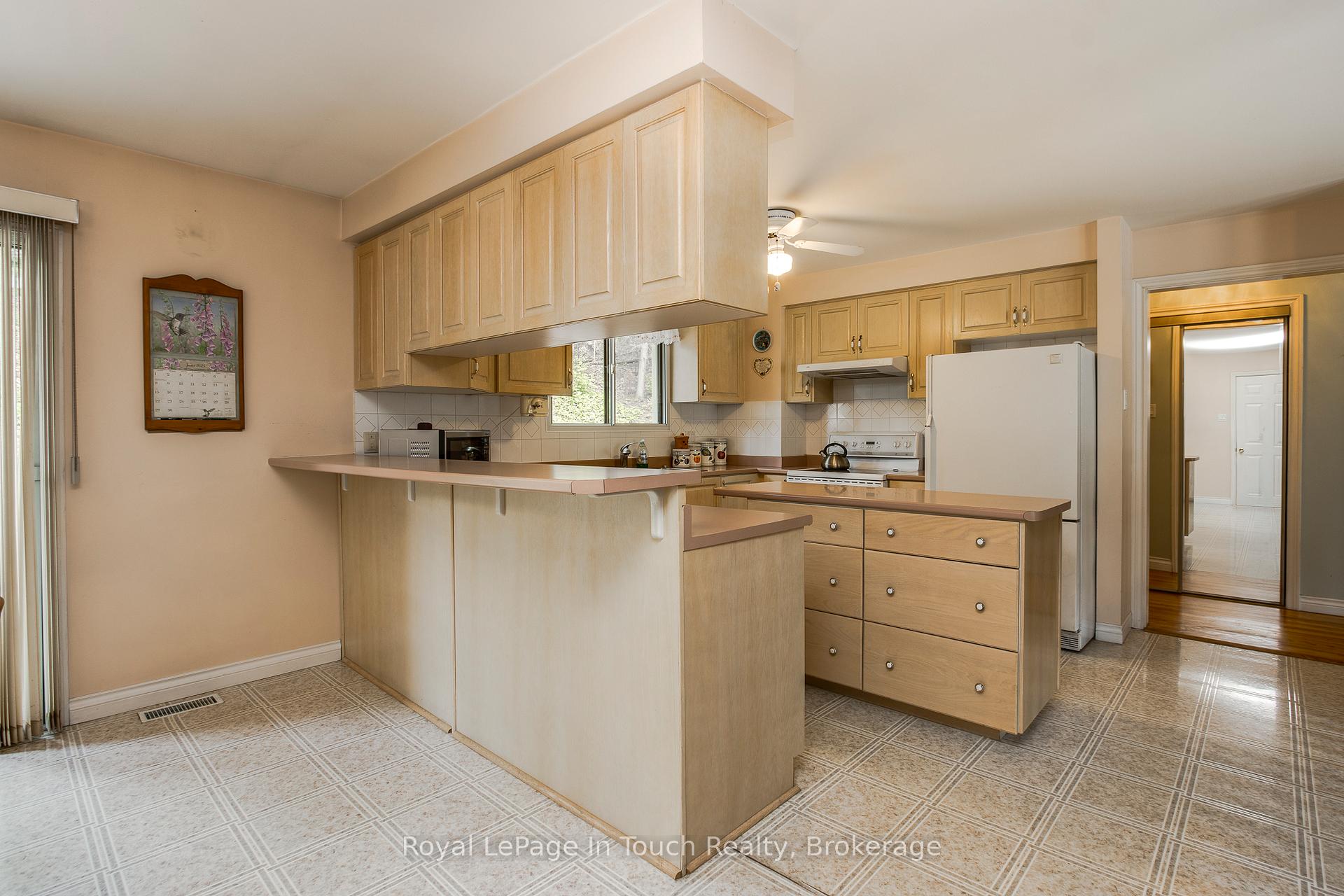 Photo 11 of 487 Tiny Beaches Road S, Tiny, Rural Tiny — HOMEH