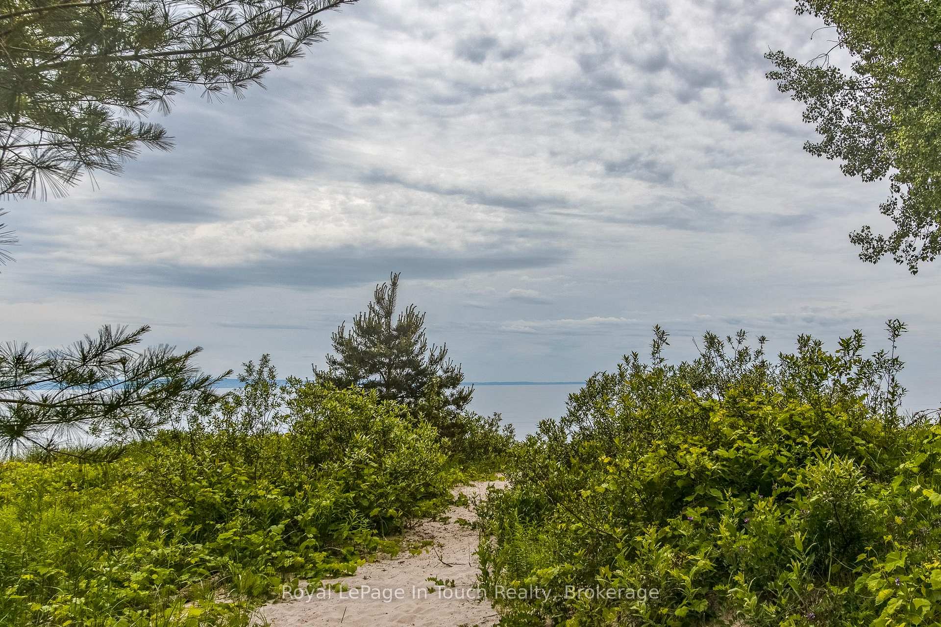 Photo 46 of 487 Tiny Beaches Road S, Tiny, Rural Tiny — HOMEH