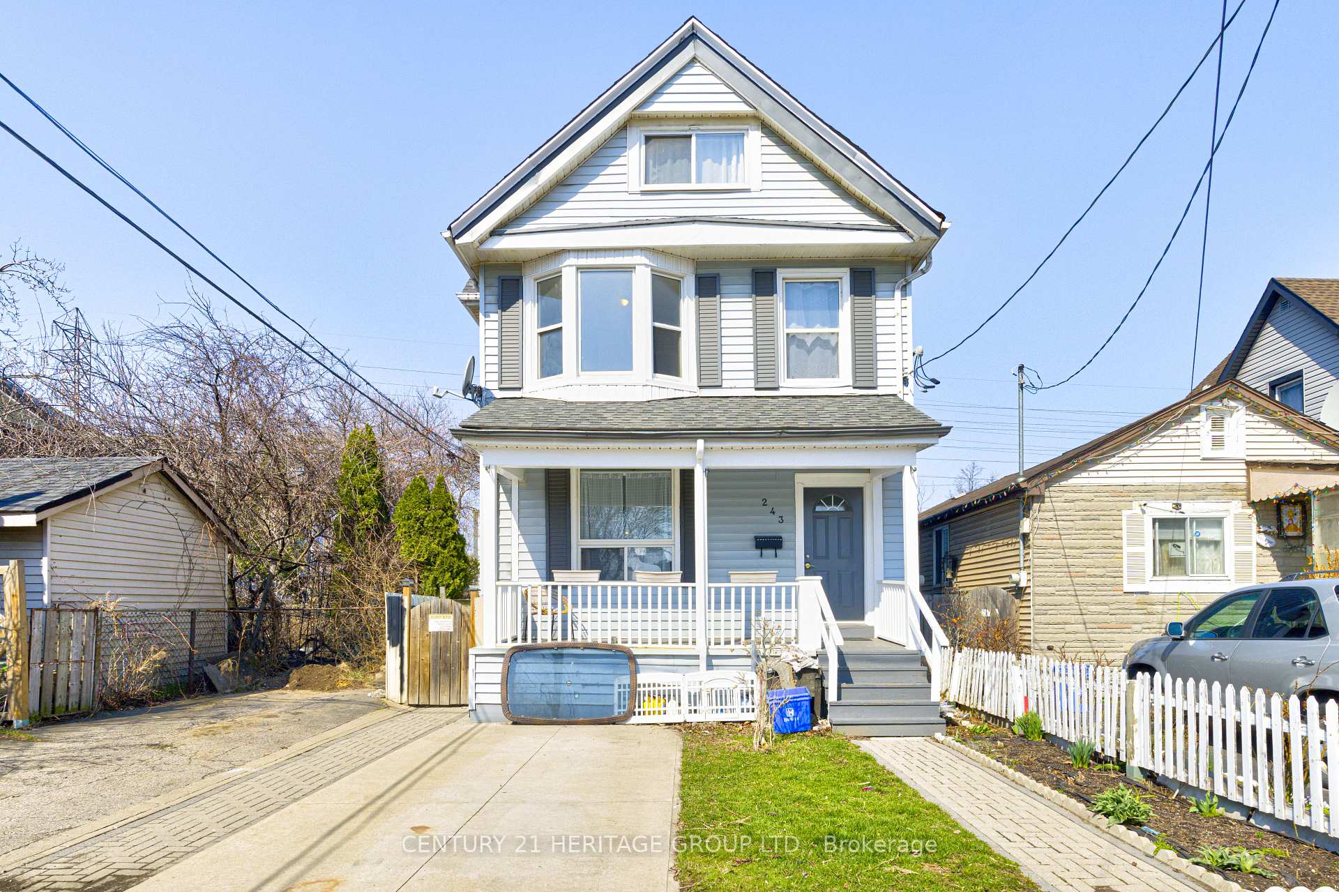 Photo of 243 Gibson Avenue