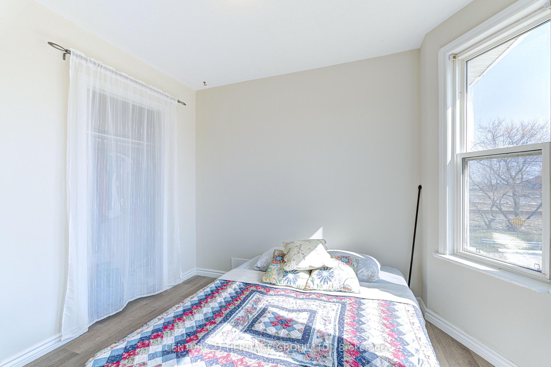 Photo 27 of 243 Gibson Avenue, Hamilton, Gibson — HOMEH