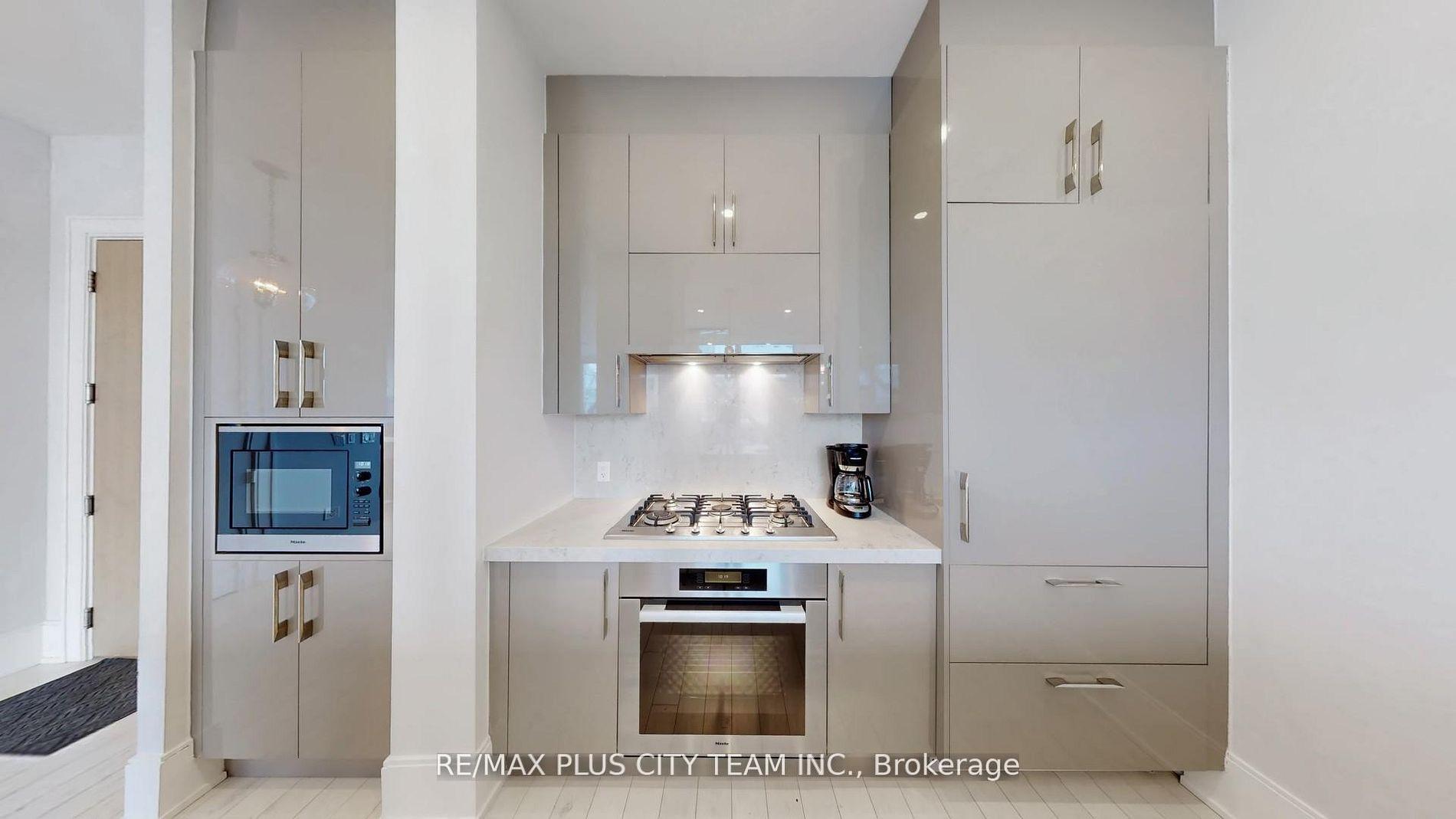 Photo 10 of Unit 1305, 39 Queens Quay E, Toronto, Waterfront Communities — HOMEH