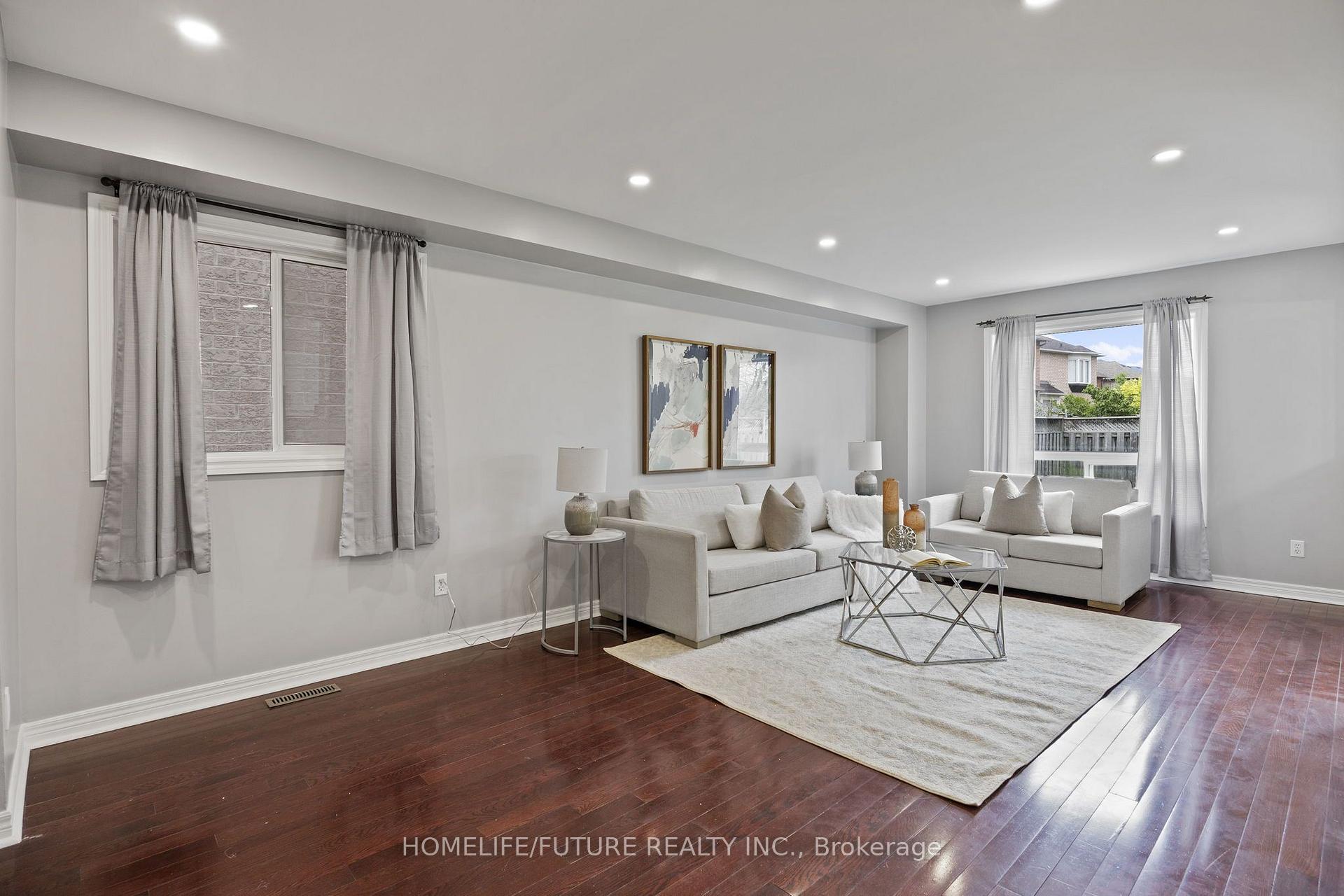 Photo 9 of 17 Horstman Street, Markham, Rouge River Estates — HOMEH