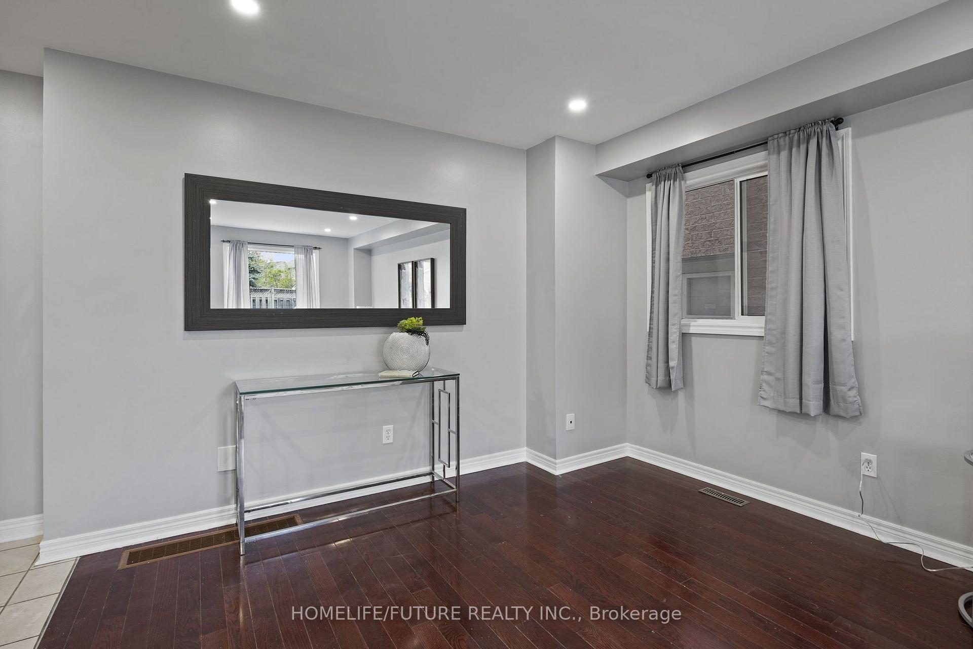 Photo 14 of 17 Horstman Street, Markham, Rouge River Estates — HOMEH