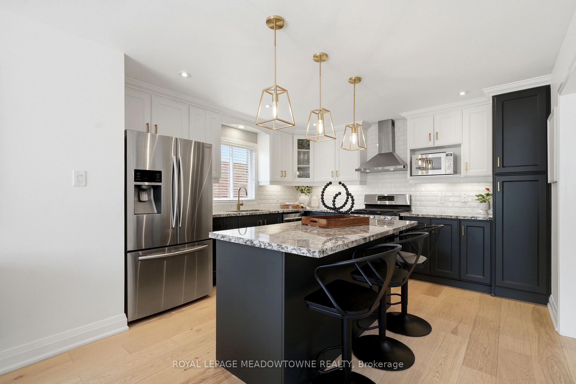 Photo 13 of 41 Beardmore Crescent, Halton Hills, Acton — HOMEH