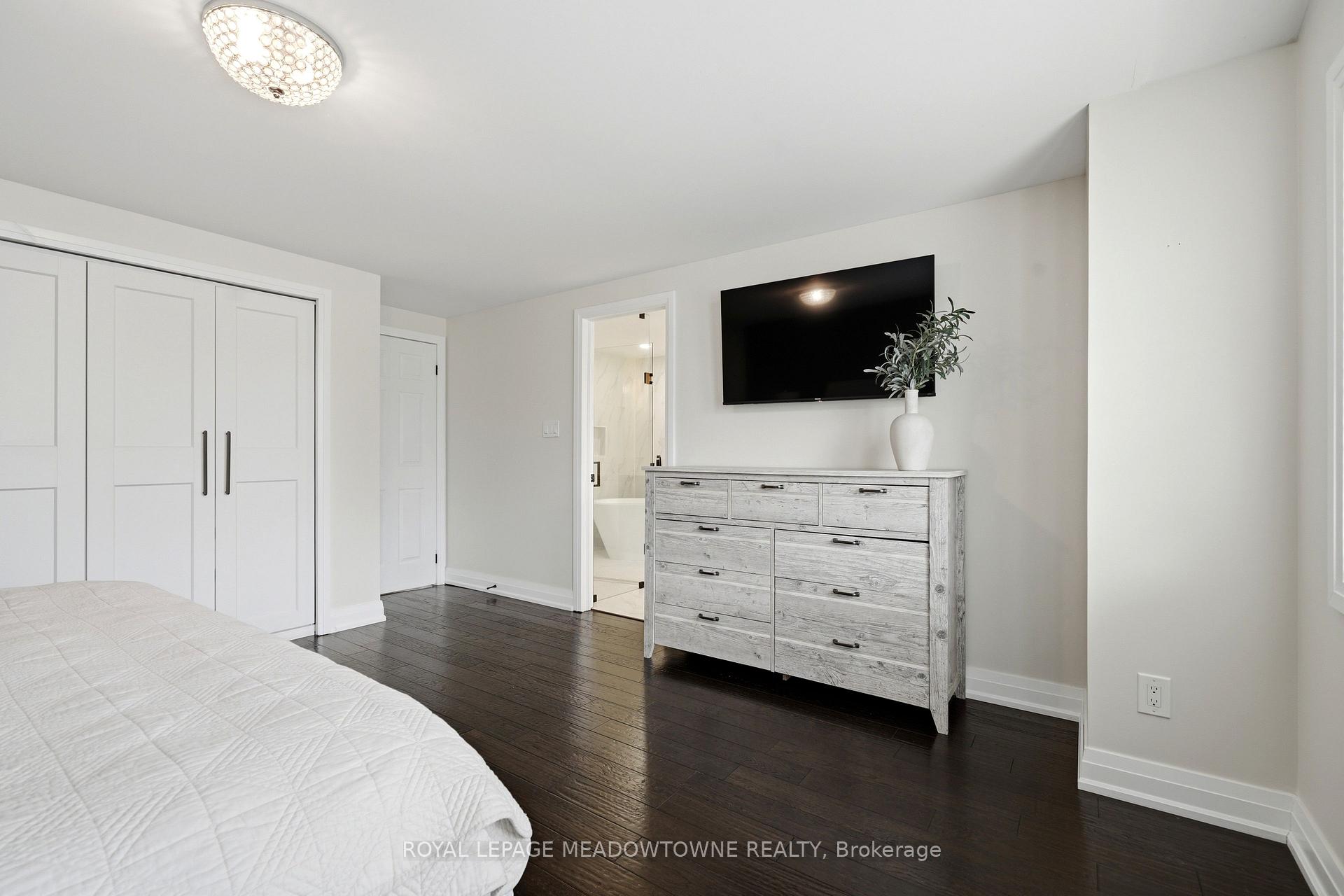 Photo 27 of 41 Beardmore Crescent, Halton Hills, Acton — HOMEH