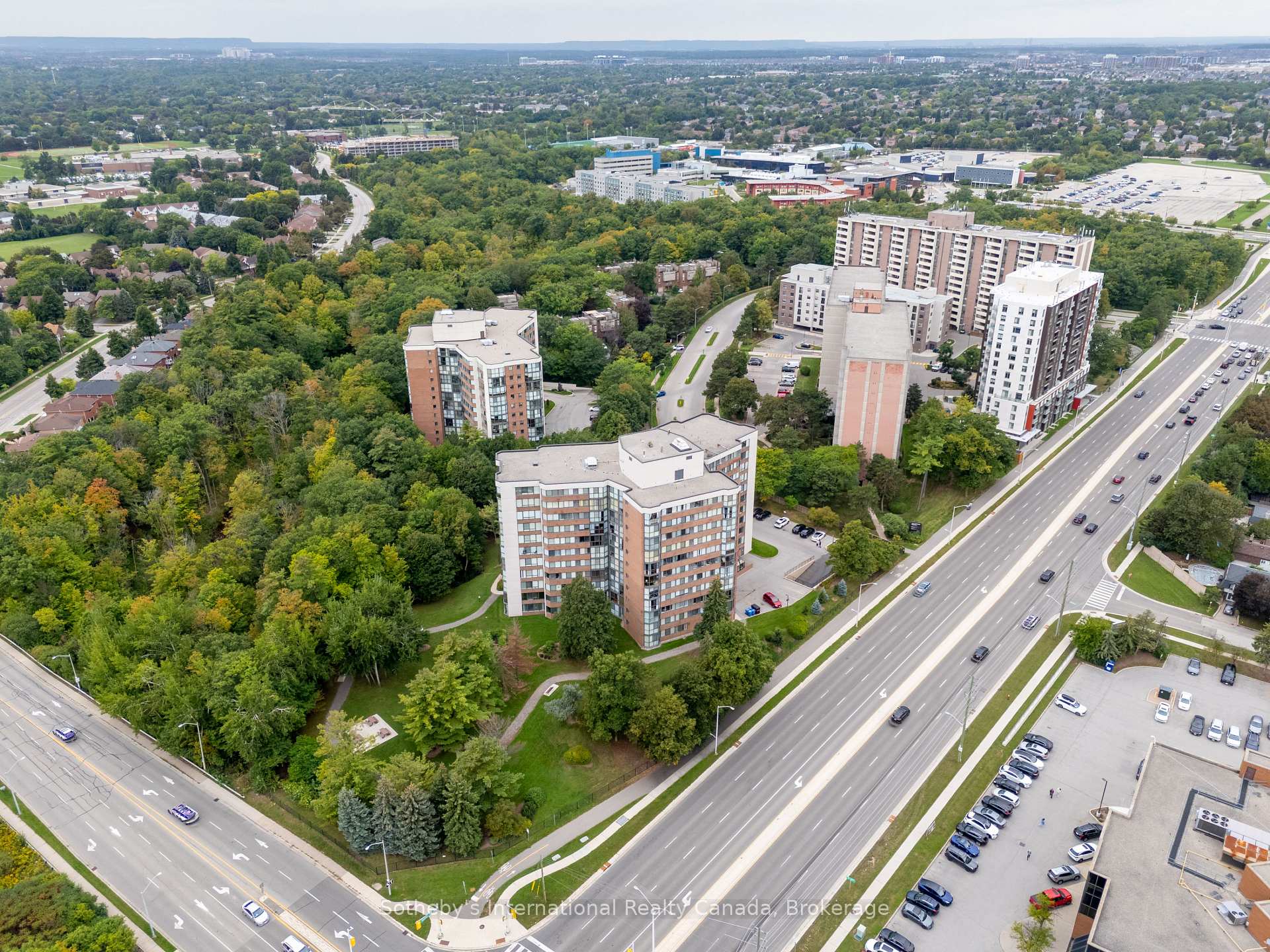 Photo of Unit 804, 1230 Marlborough Court
