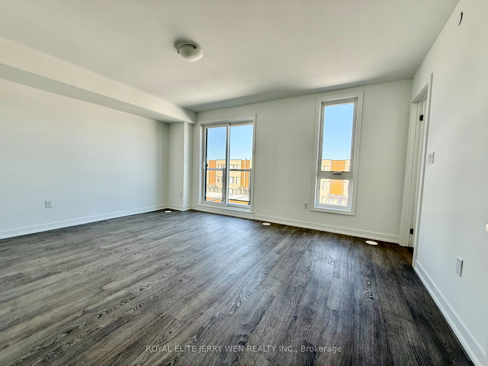 Photo 4 of 16 Turtle Island Road, Toronto, Englemount-Lawrence — HOMEH