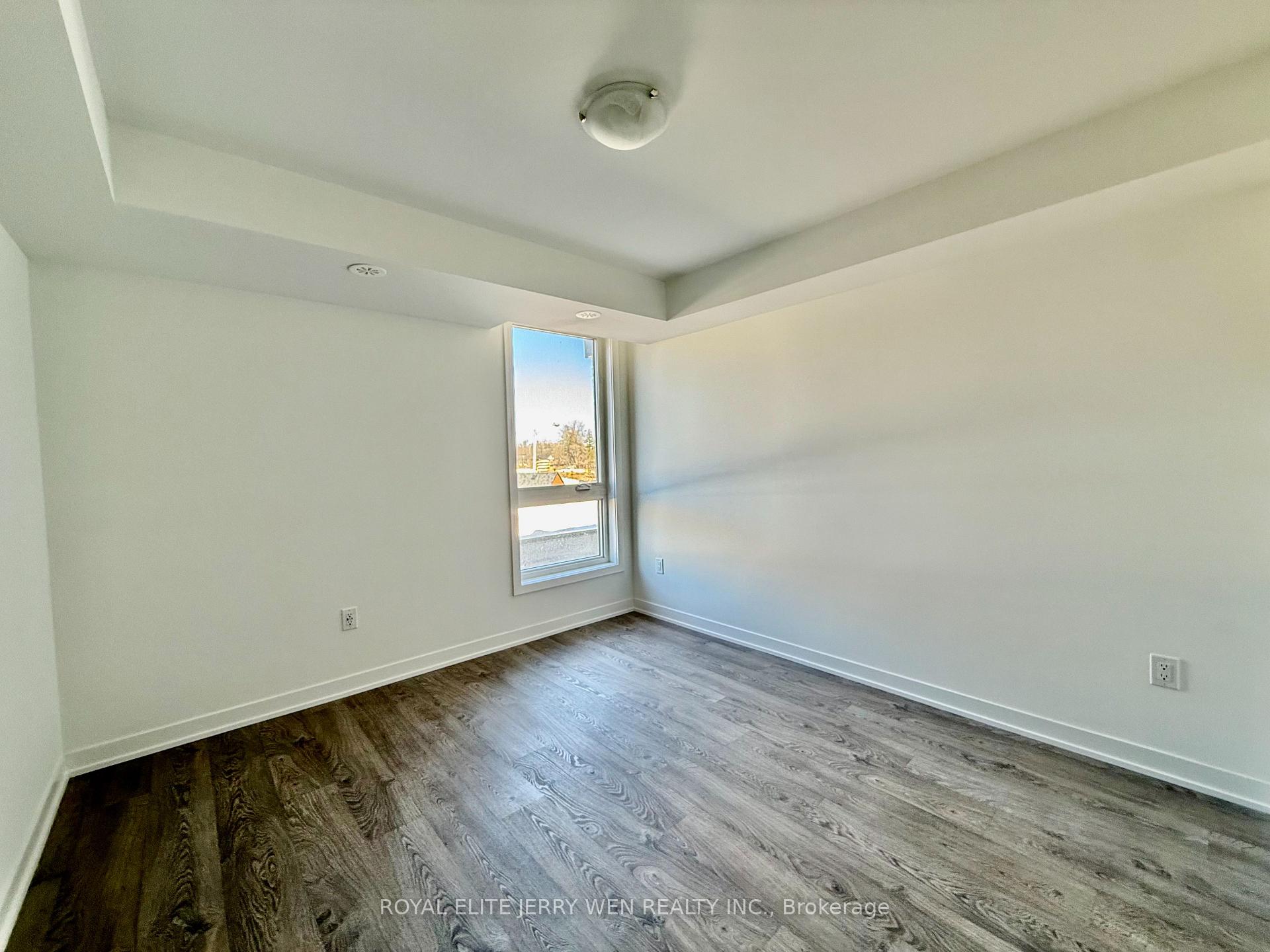 Photo 5 of 16 Turtle Island Road, Toronto, Englemount-Lawrence — HOMEH