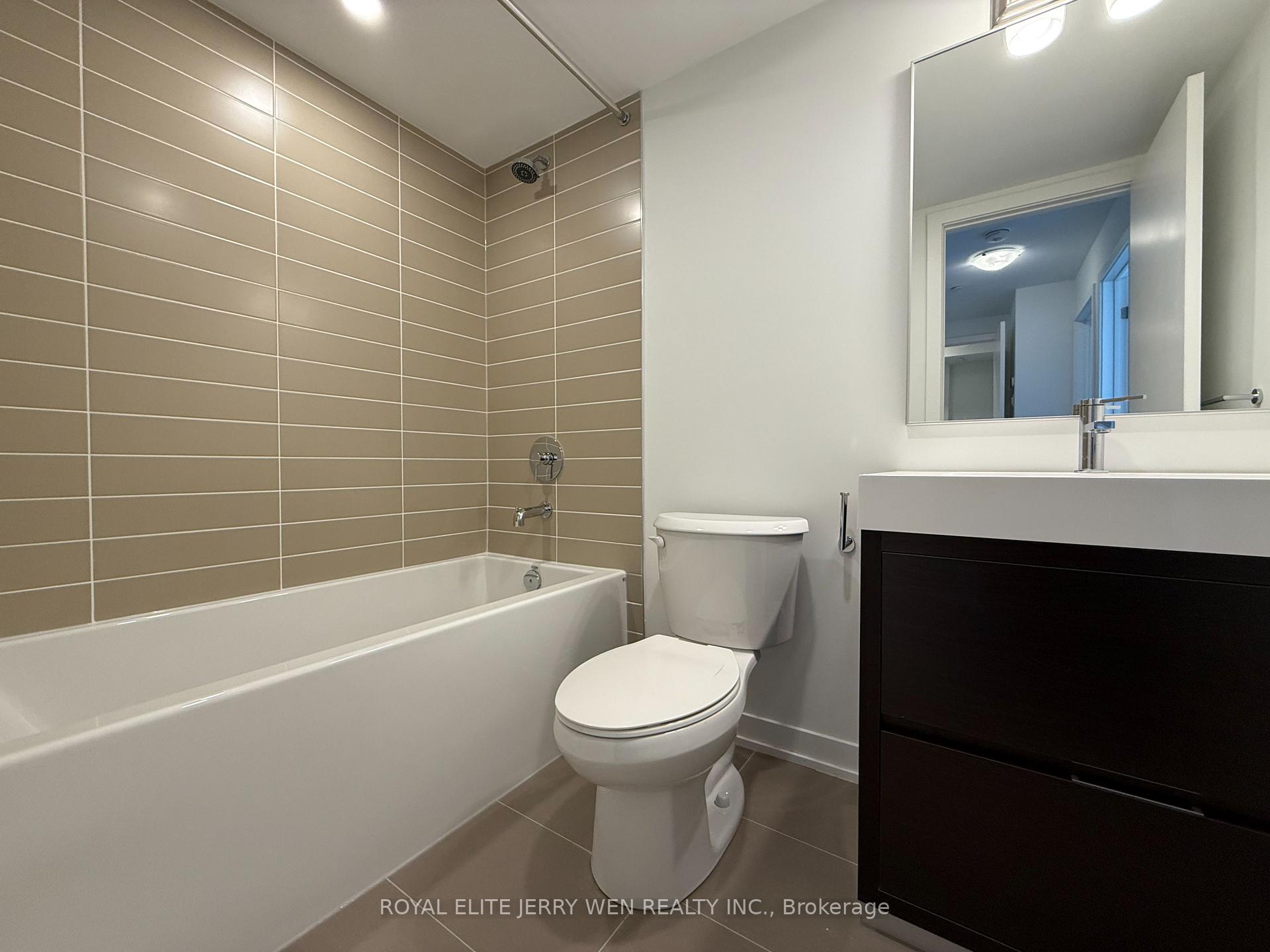 Photo 7 of 16 Turtle Island Road, Toronto, Englemount-Lawrence — HOMEH