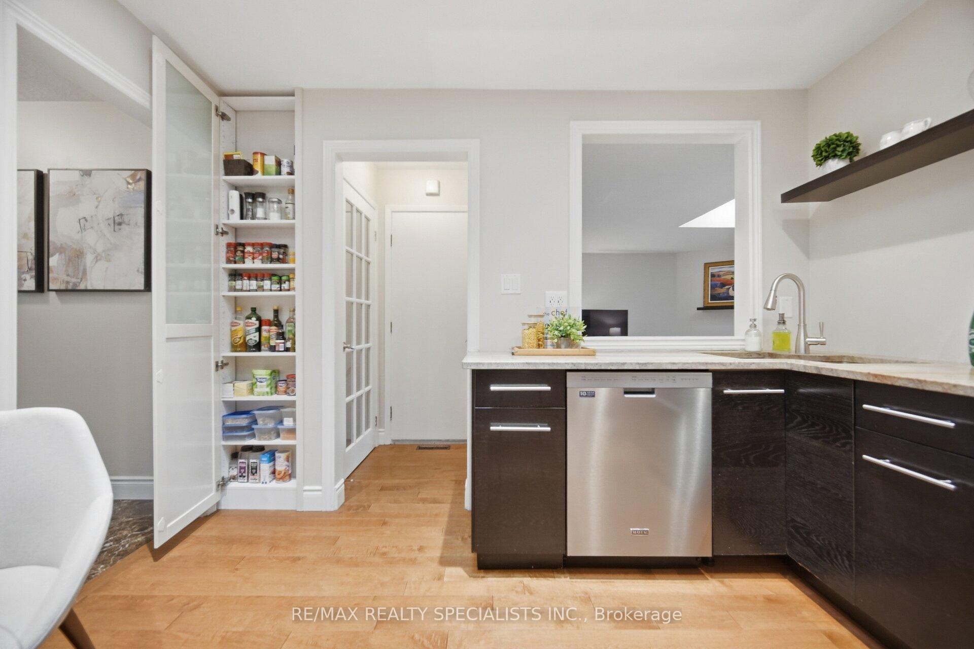 Photo 16 of 840 Hemlock Drive, Milton, Dorset Park — HOMEH