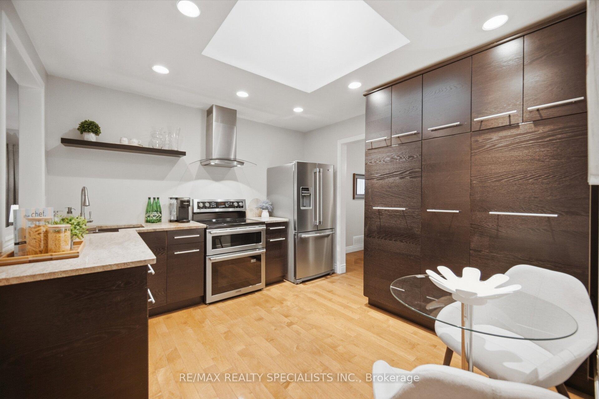 Photo 17 of 840 Hemlock Drive, Milton, Dorset Park — HOMEH