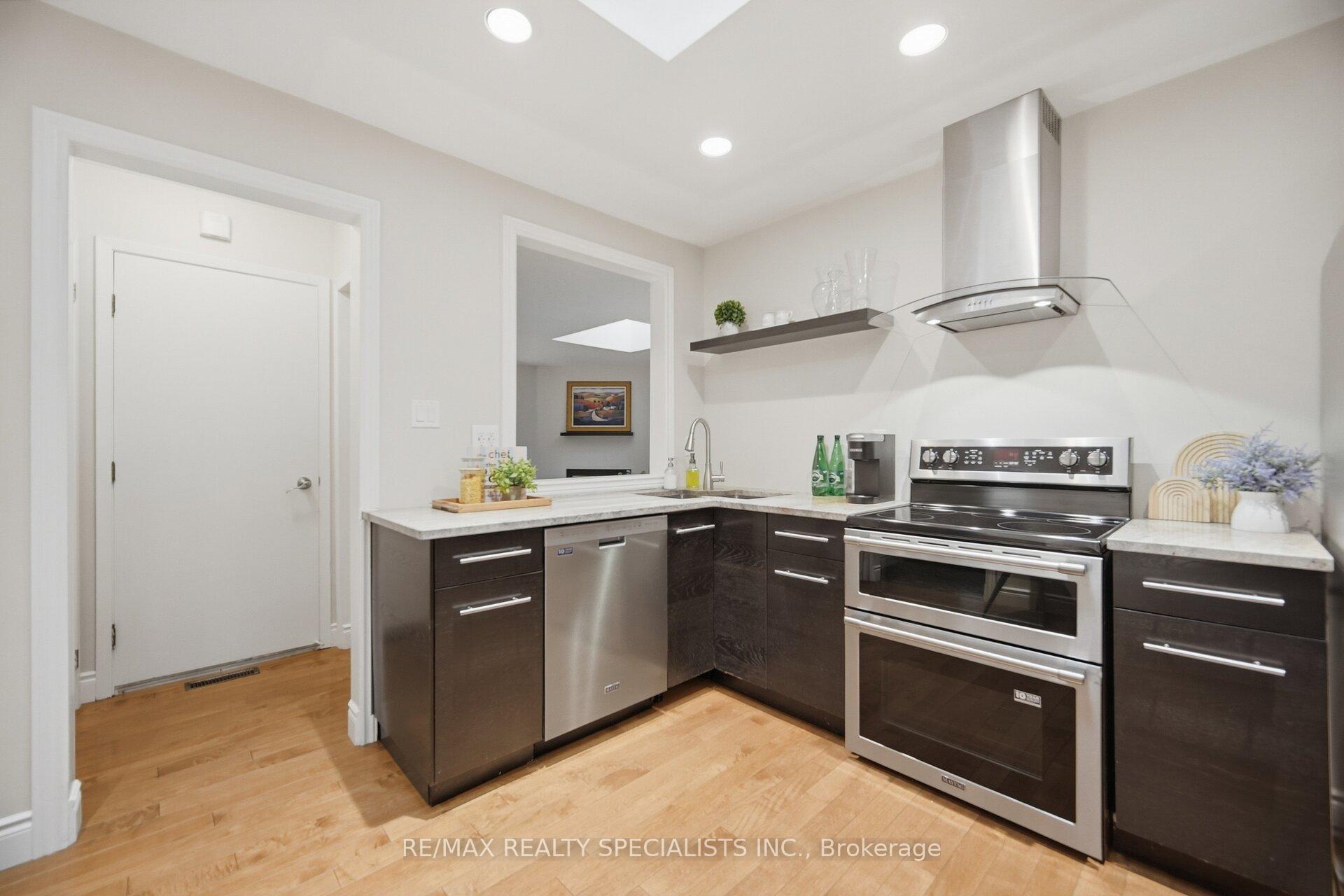 Photo 19 of 840 Hemlock Drive, Milton, Dorset Park — HOMEH