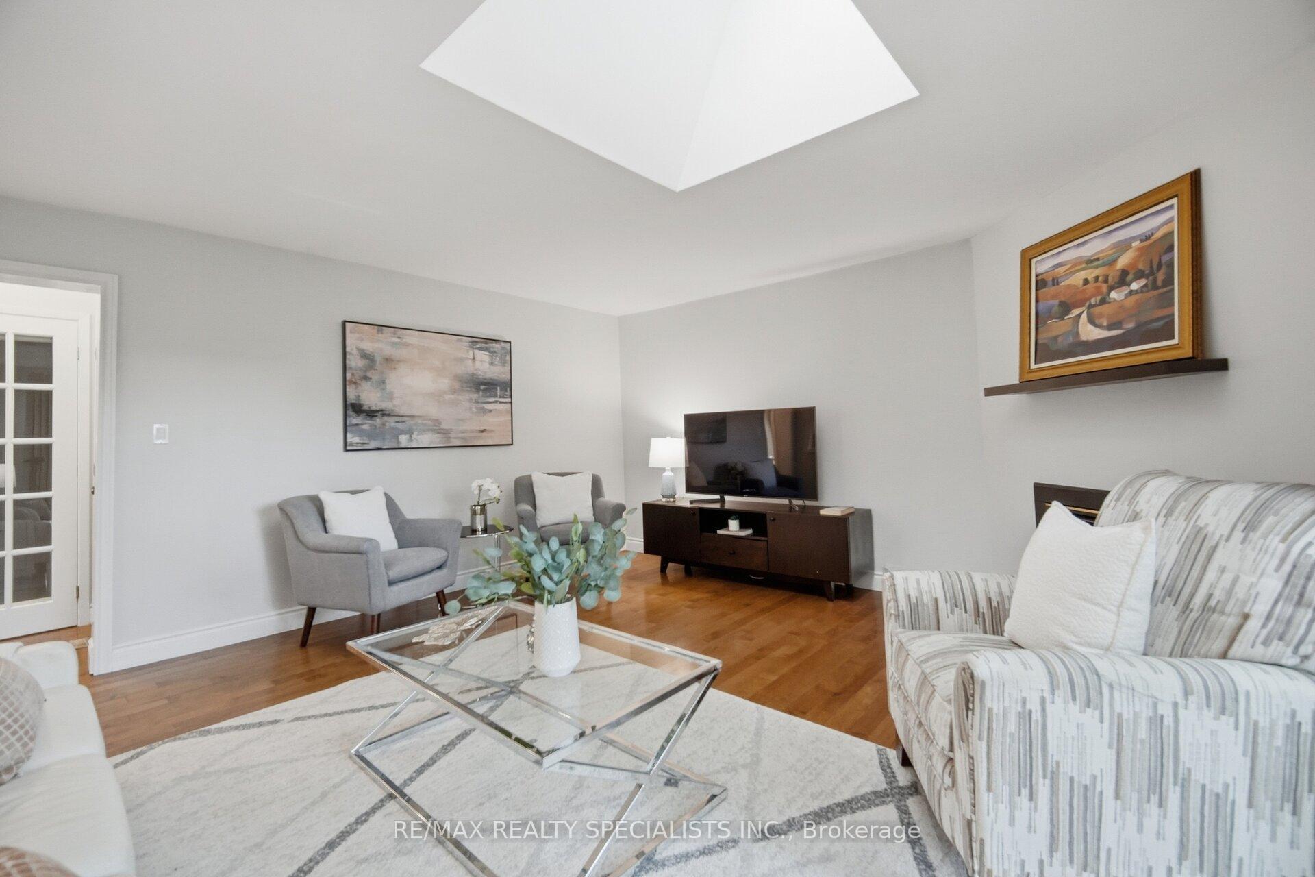 Photo 26 of 840 Hemlock Drive, Milton, Dorset Park — HOMEH