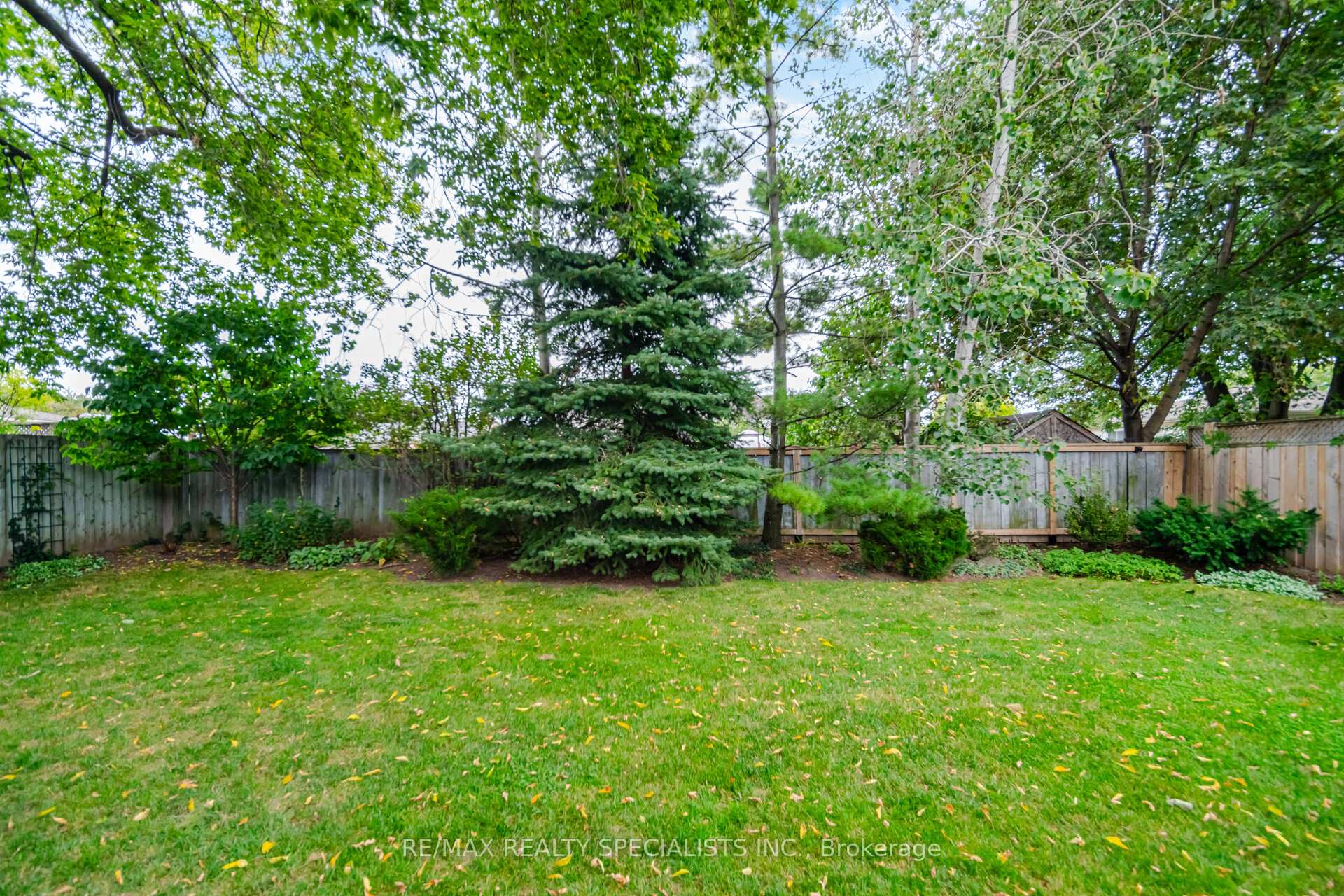 Photo 64 of 840 Hemlock Drive, Milton, Dorset Park — HOMEH