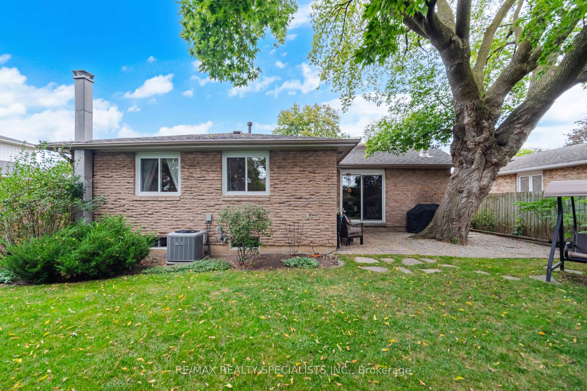 Photo 66 of 840 Hemlock Drive, Milton, Dorset Park — HOMEH