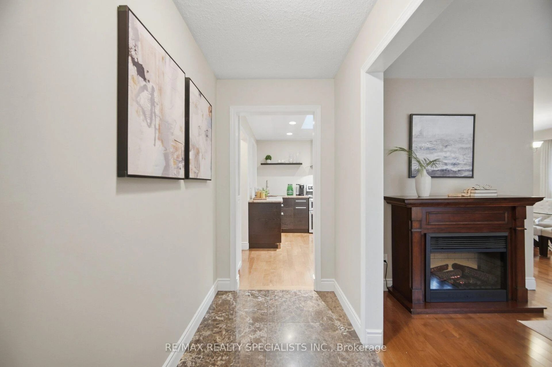 Photo 6 of 840 Hemlock Drive, Milton, Dorset Park — HOMEH