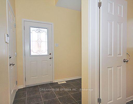 Photo 2 of 322 Statewood Drive, Ottawa, Kanata - Morgan's Grant/South March — HOMEH
