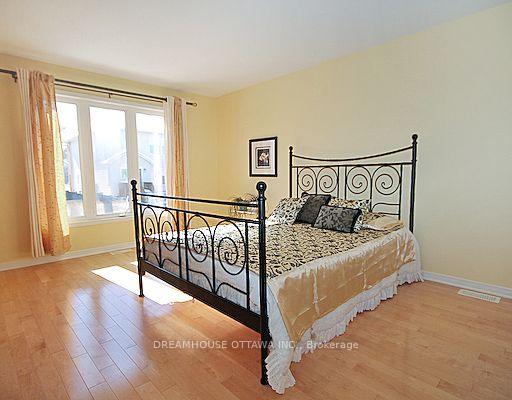 Photo 19 of 322 Statewood Drive, Ottawa, Kanata - Morgan's Grant/South March — HOMEH