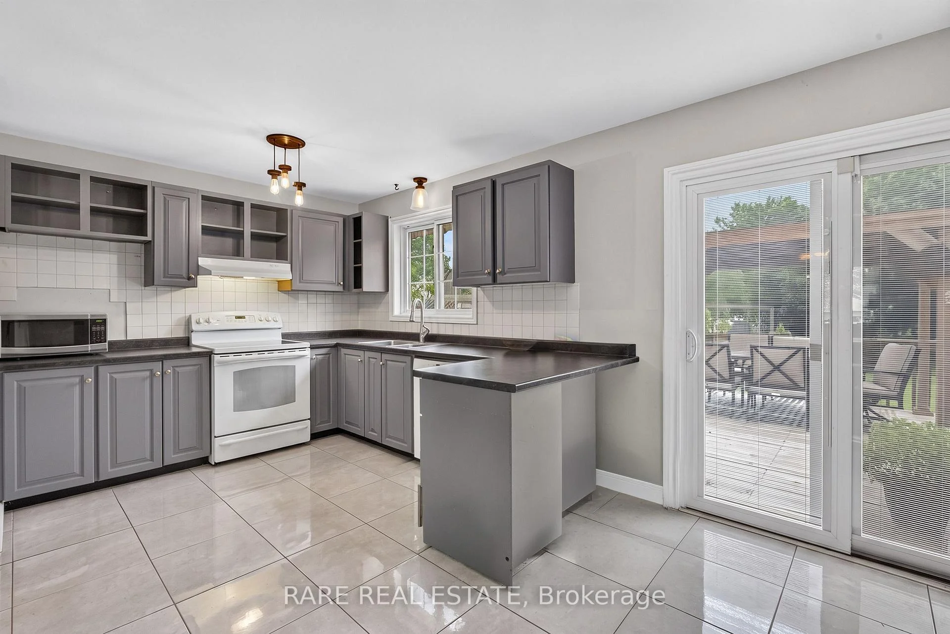 Photo 6 of 25 Edgewood Crescent, Clearview, New Lowell — HOMEH
